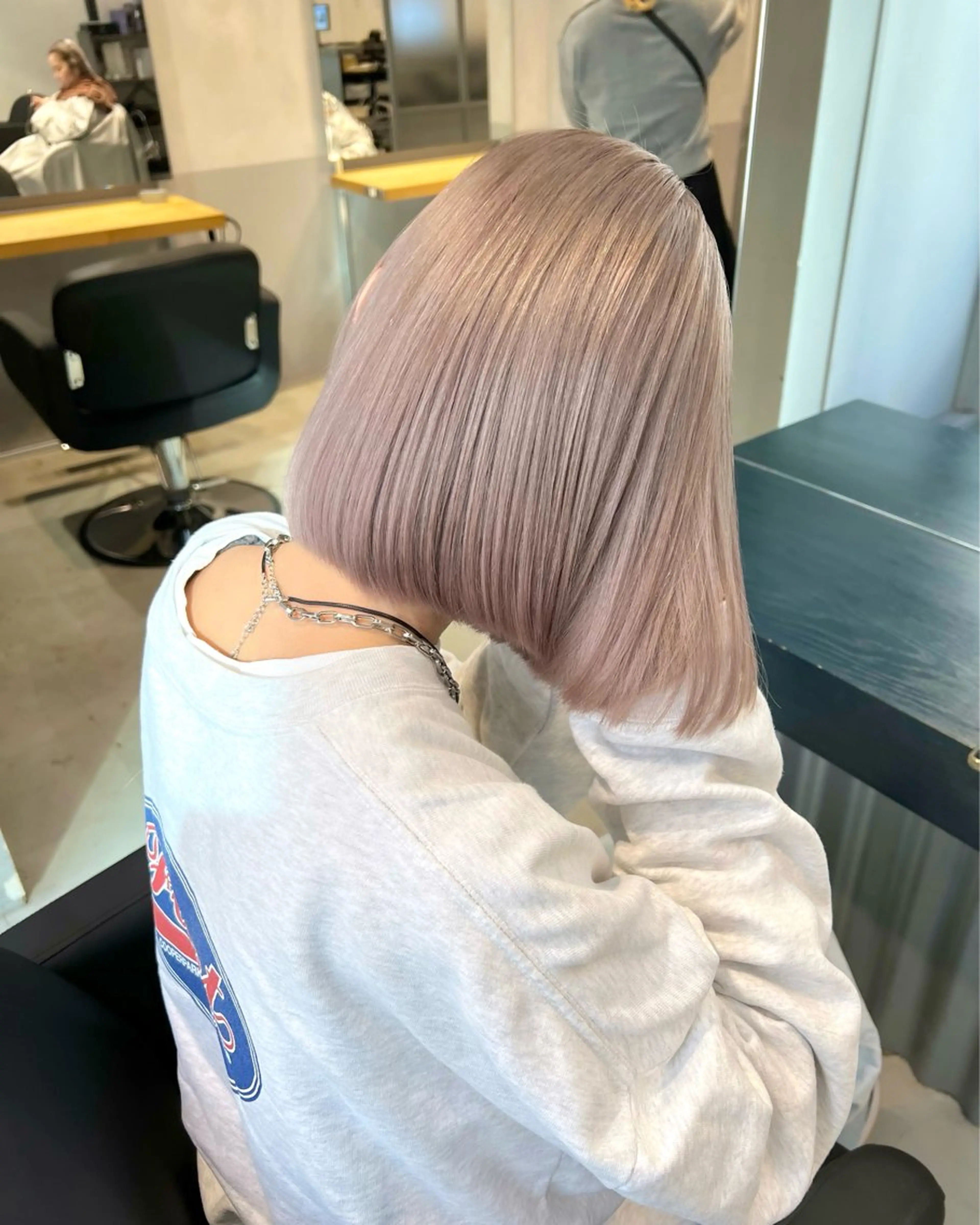 【3月限定U22】カット➕ケアブリーチ➕カラー➕高級トリートメントの写真