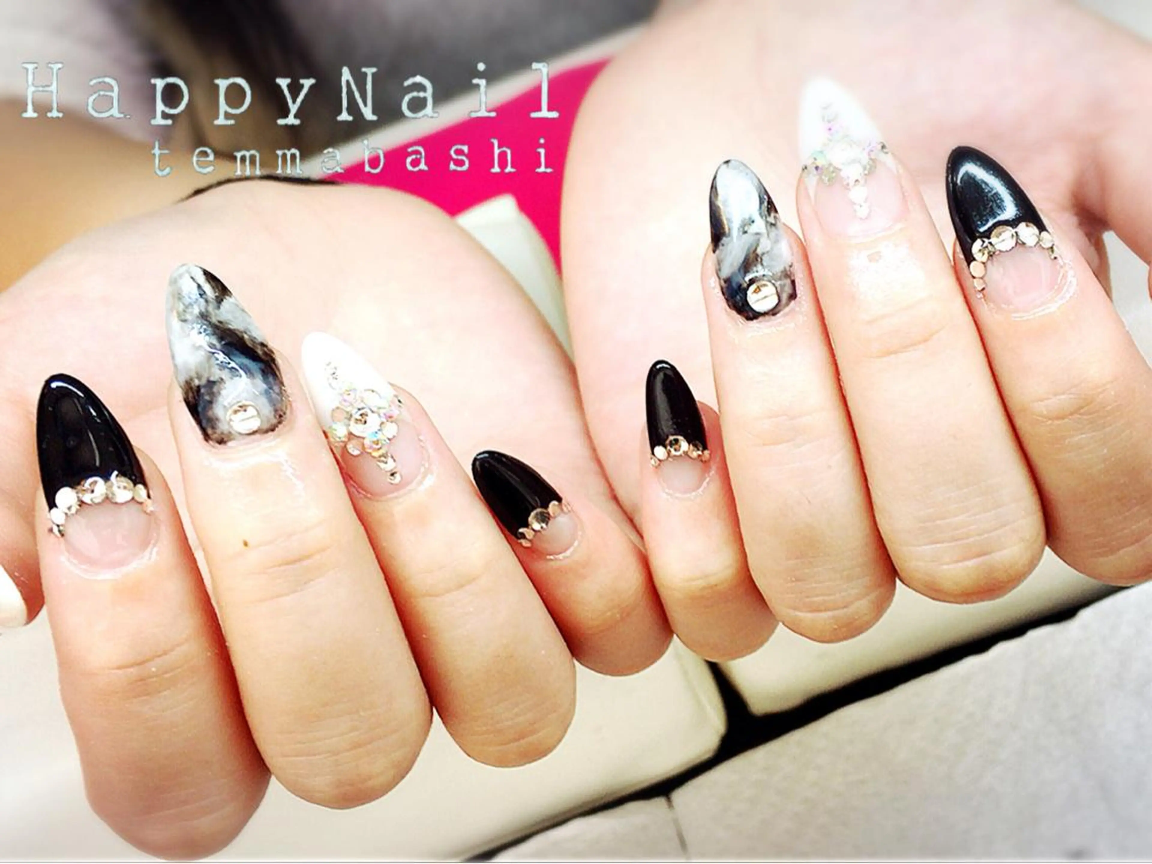 ネイル 長さ出し ロングネイル Happy Nailのネイルデザイン