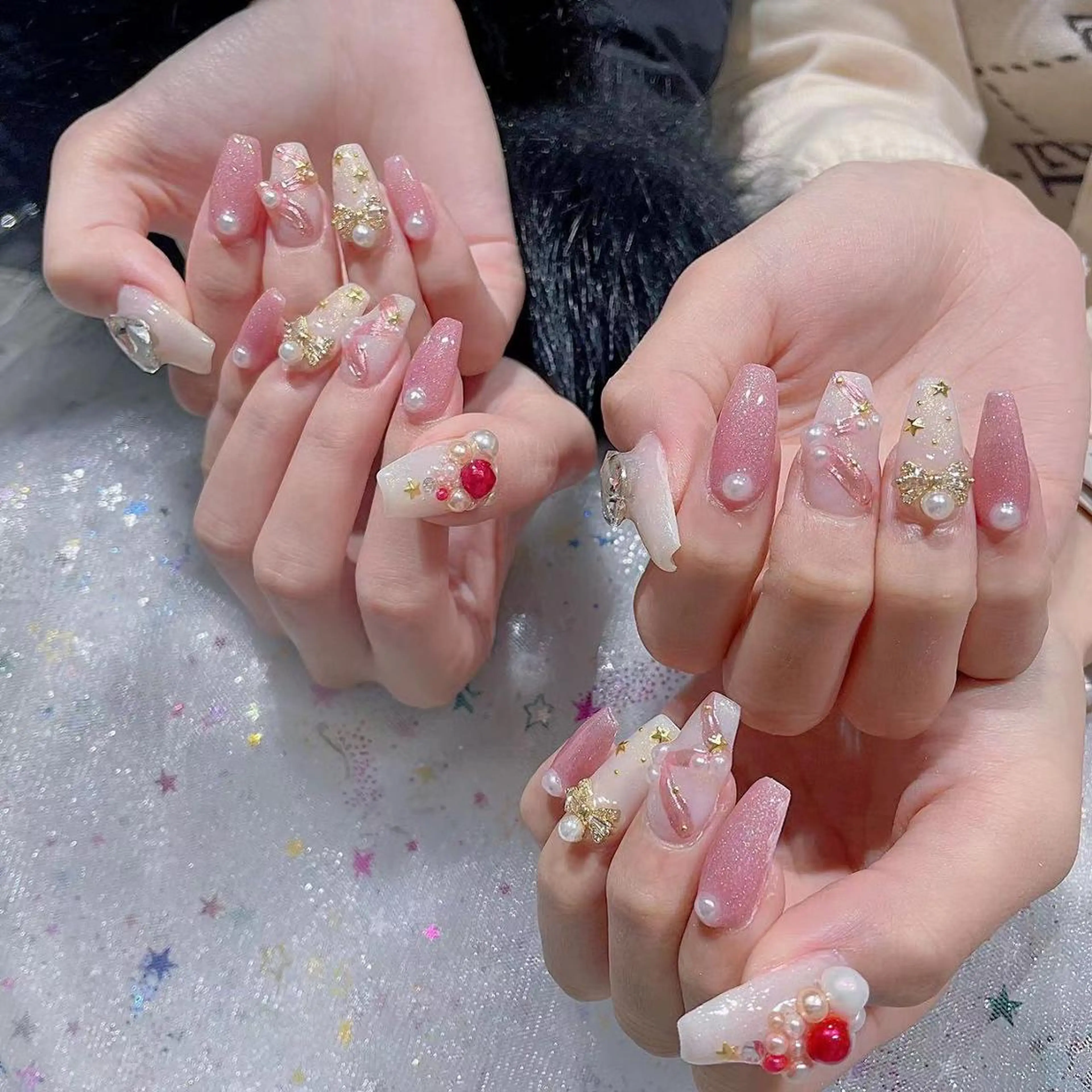 ネイル アートネイル 長さ出し ネイルチップ 💗キラネイル💗 モチ最高のネイルデザイン