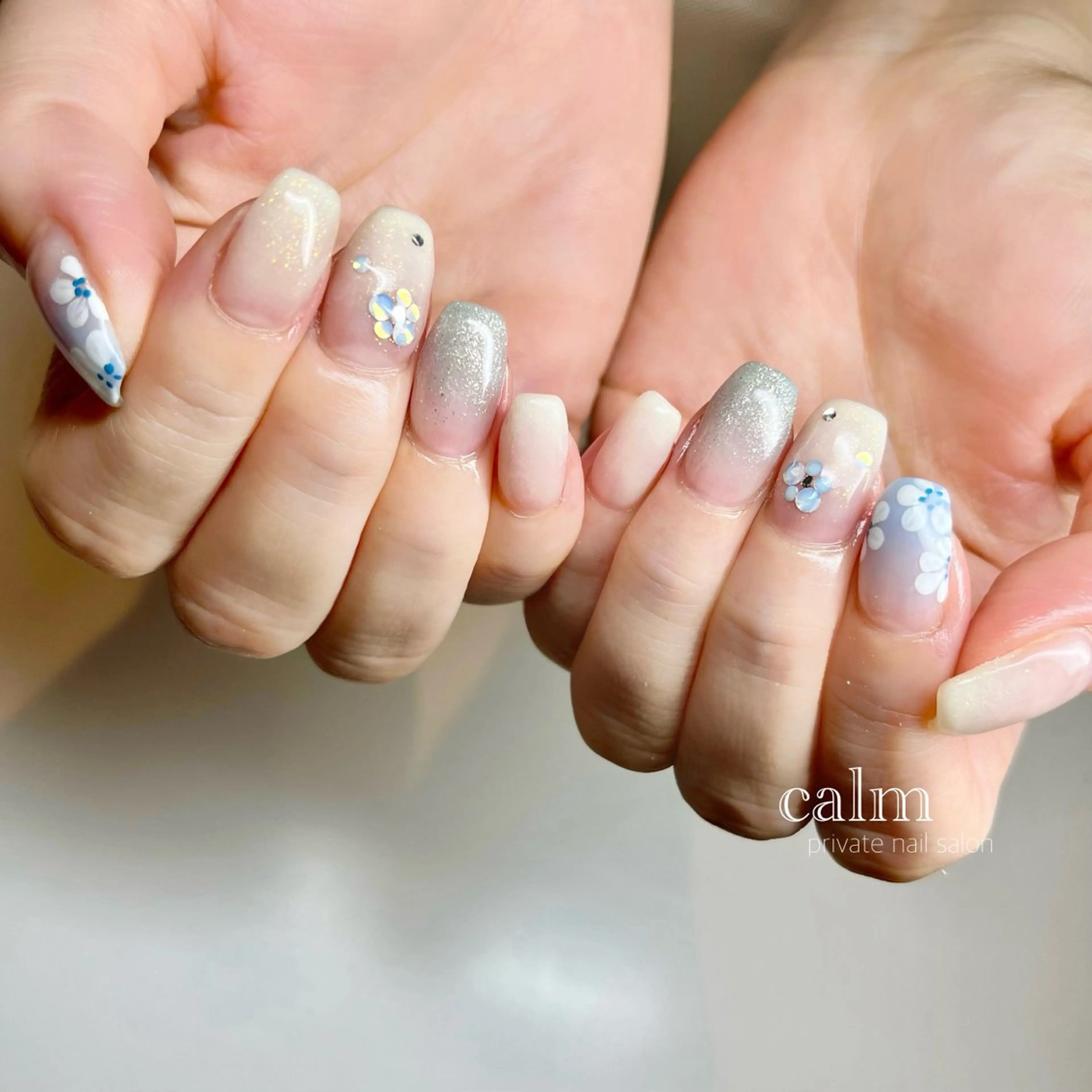 ネイル ハンドネイル calm 〔ｶｰﾑ〕のネイルデザイン