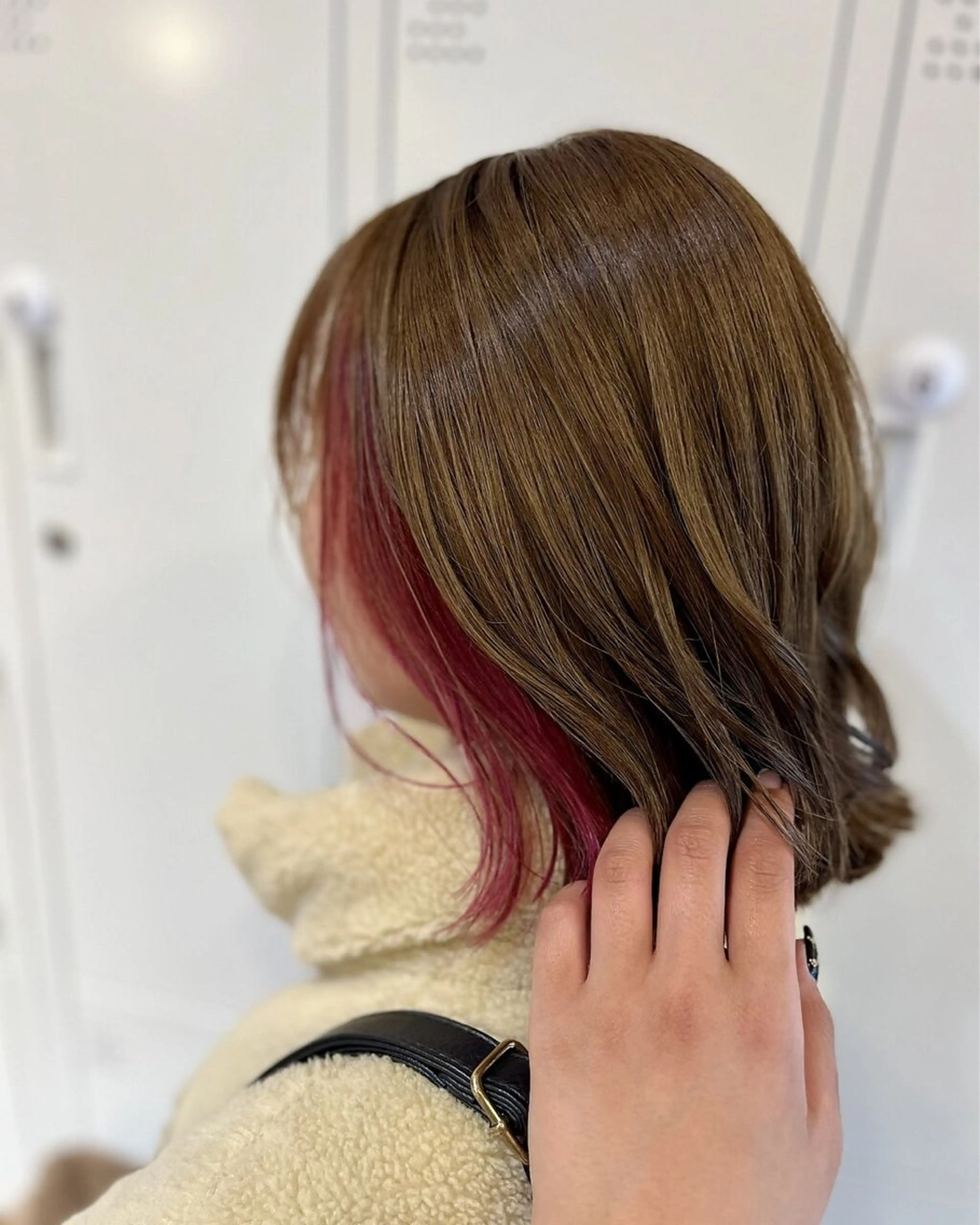 カラー 西原 愛紗のヘアスタイル
