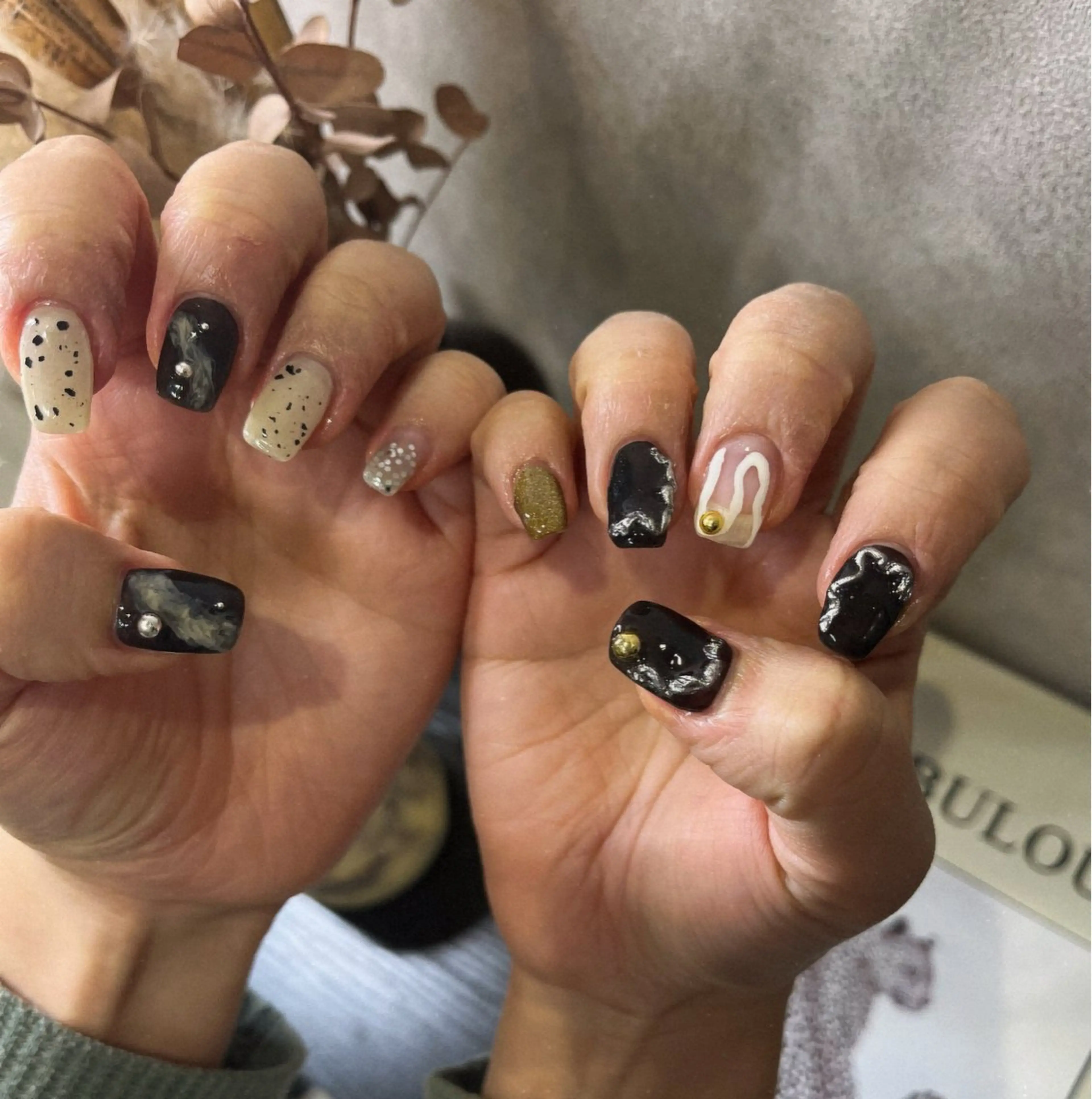 ネイル S. SAYAのネイルデザイン