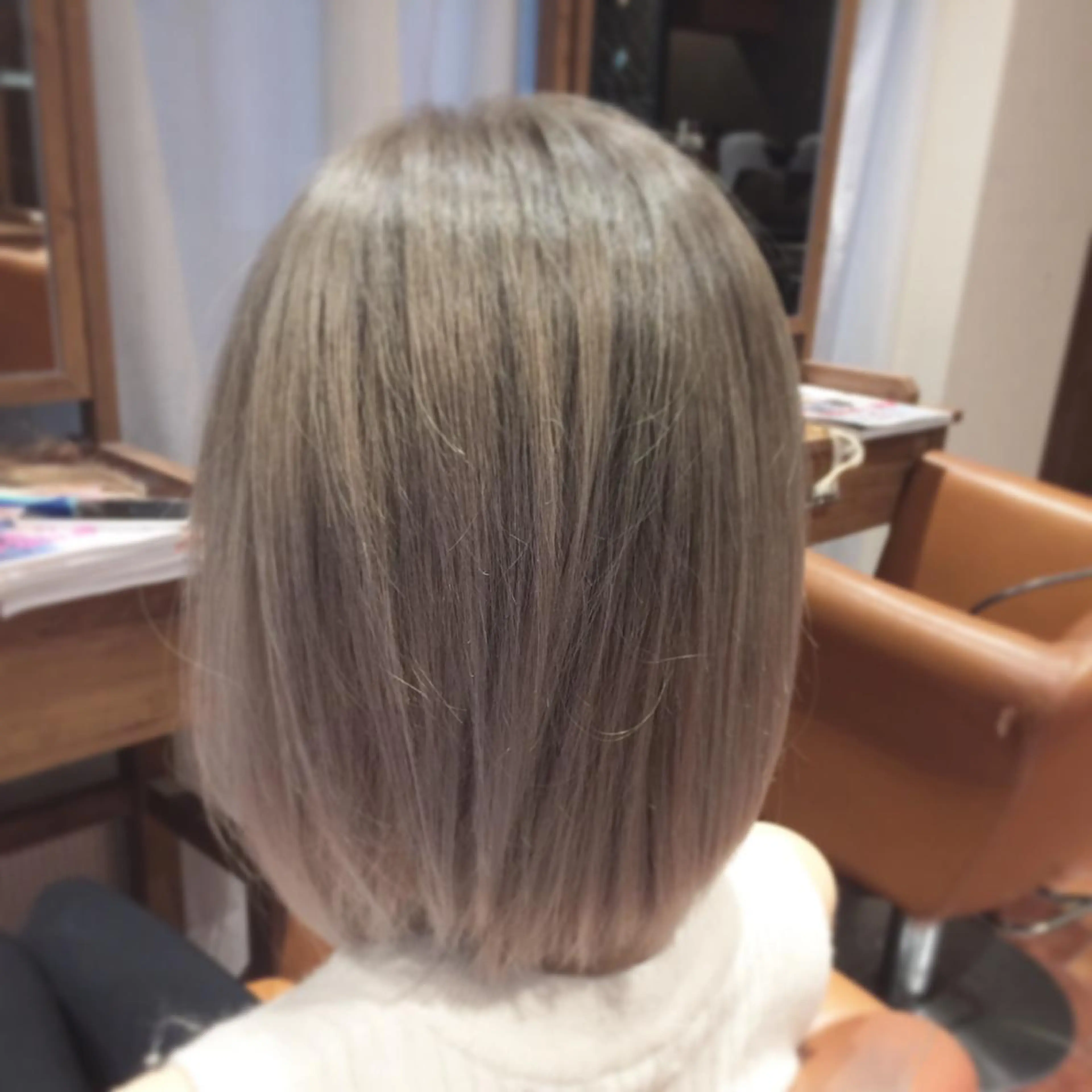 ショート ミディアム セミロング ロング カラー グラデーションカラー グレージュ kazufumi ..のヘアスタイル