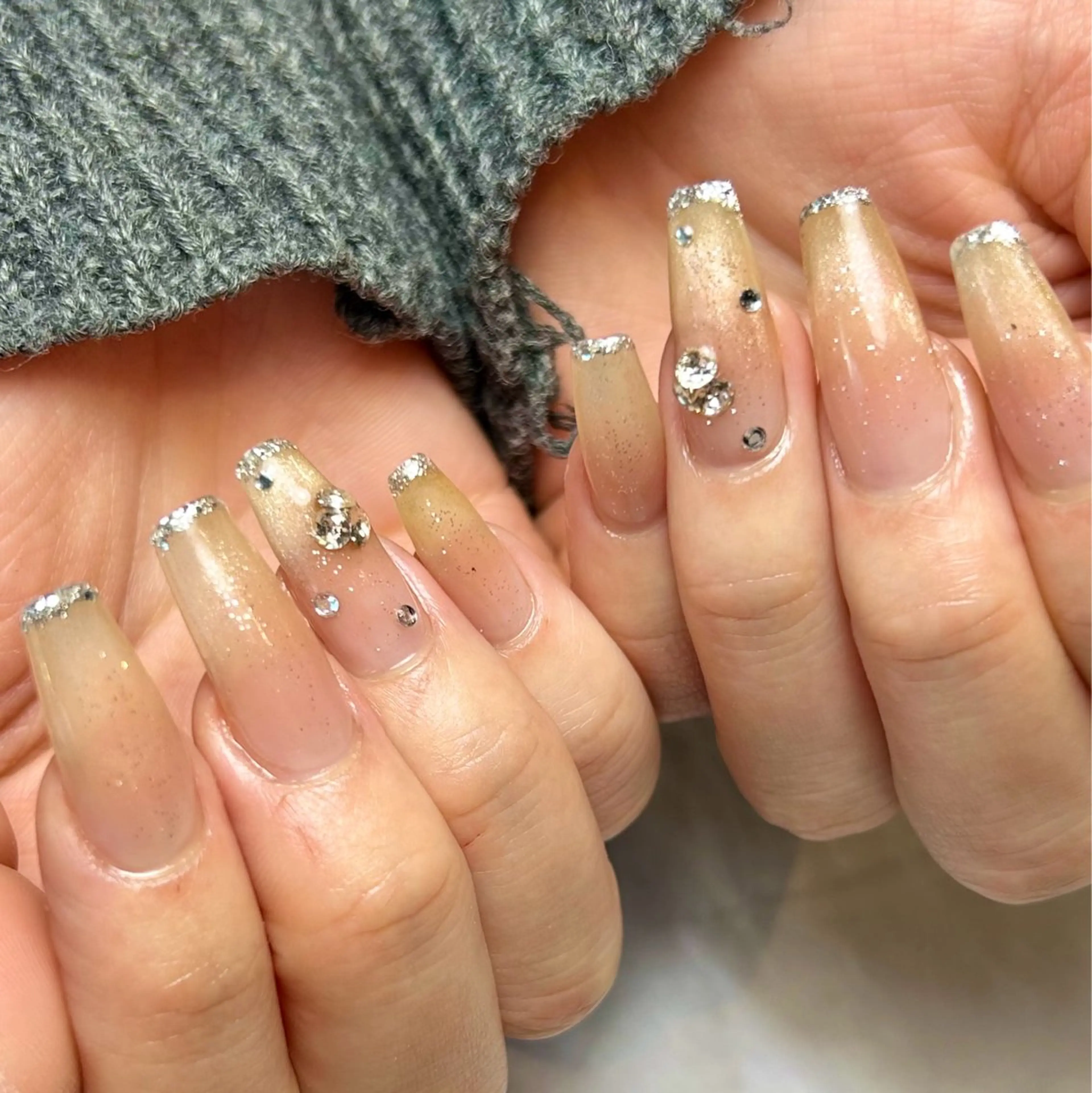 ネイル ゴールド 持ち込み ハンドネイル Reflection marikoのネイルデザイン