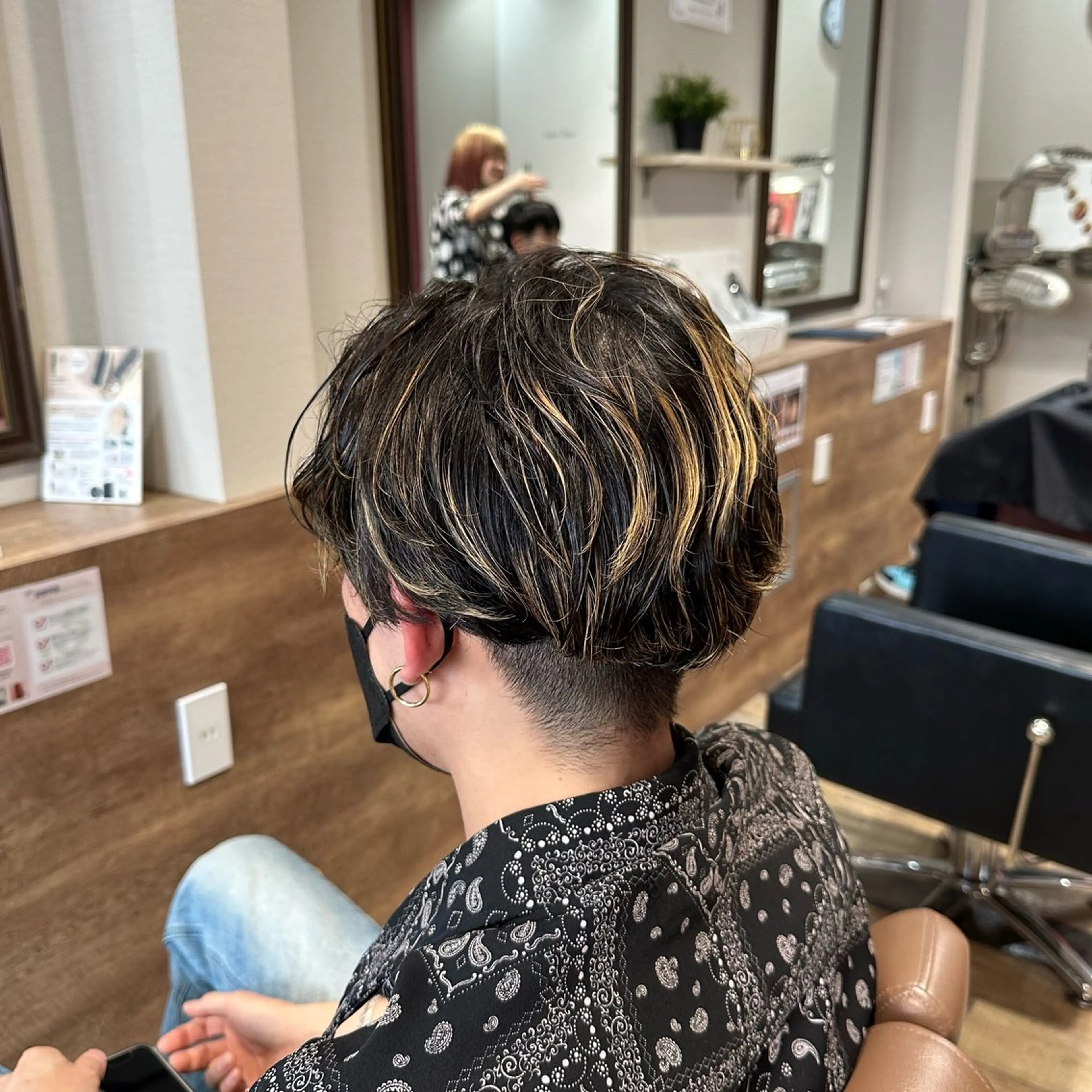 ショート メンズ ツーブロック カット 柔らかいcolor ¦韓国¦🩰マユ🩰のヘアスタイル