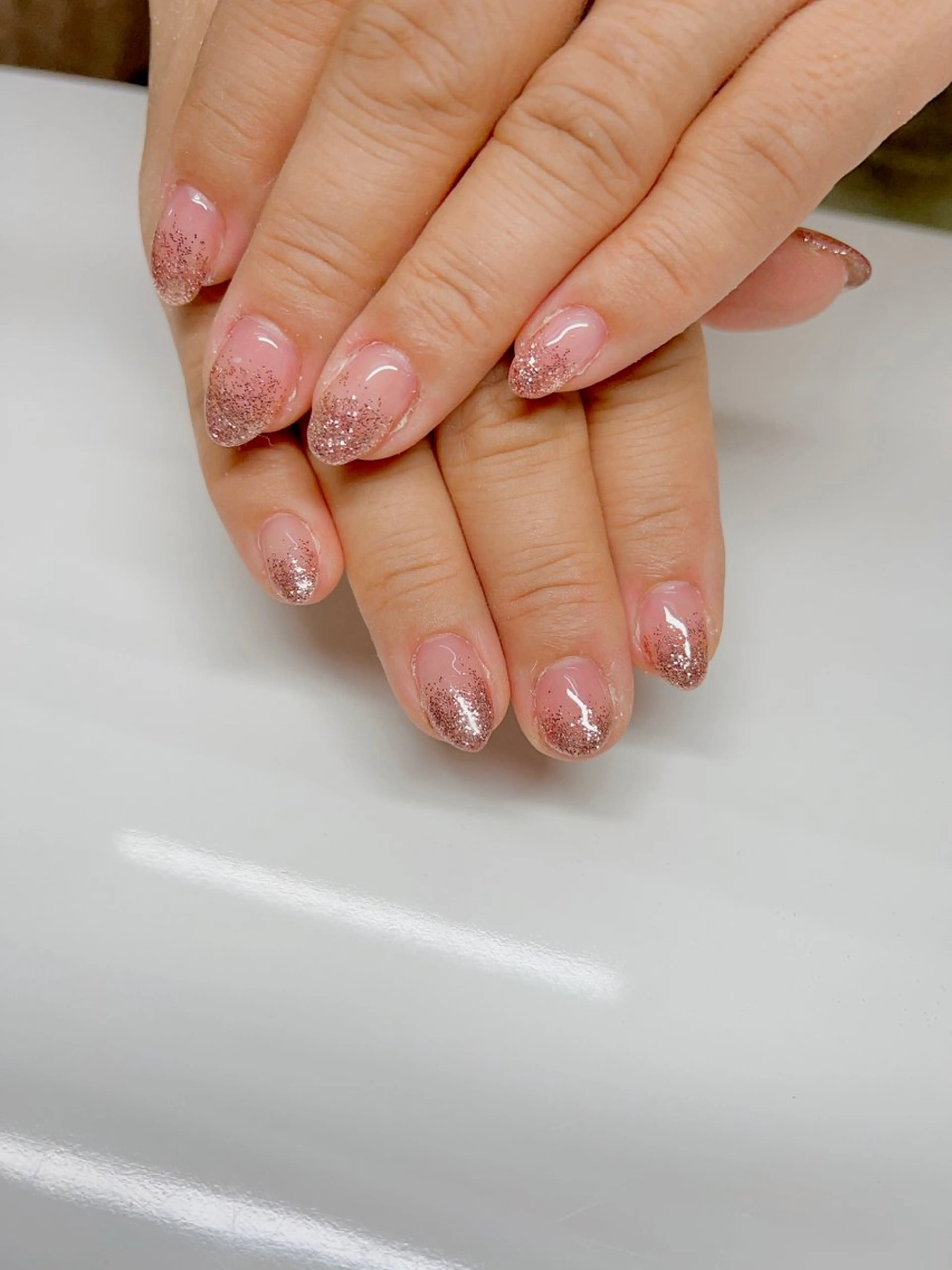 ネイル グラデーション ラメ(グリッター) ラメグラデーション 久保田 千晴のネイルデザイン