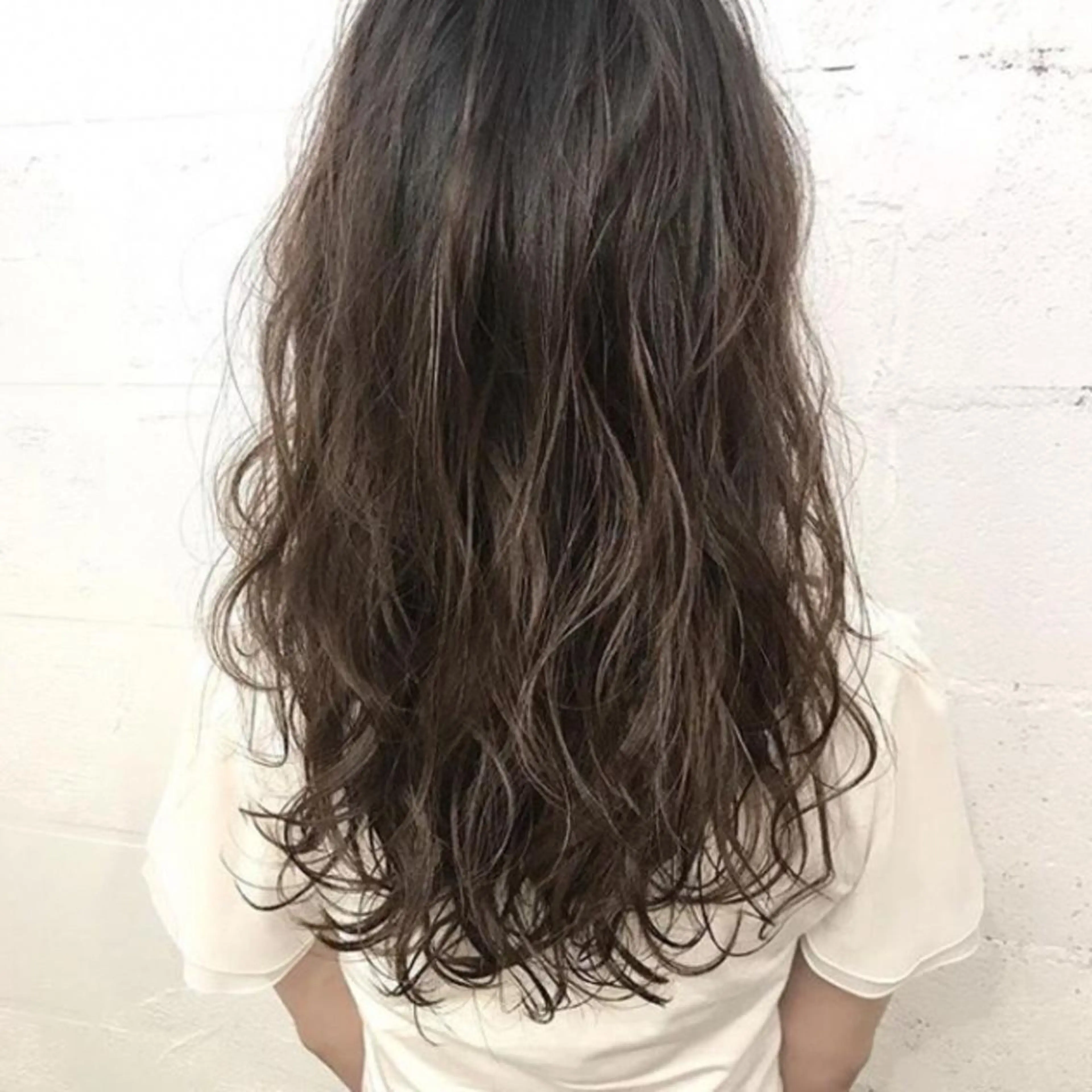 ミディアム カラー パーマ ヘアアレンジ メンズ キッズ ネイル マツエク・マツパ ヘアカラー トリートメント premier modelsのヘアスタイル