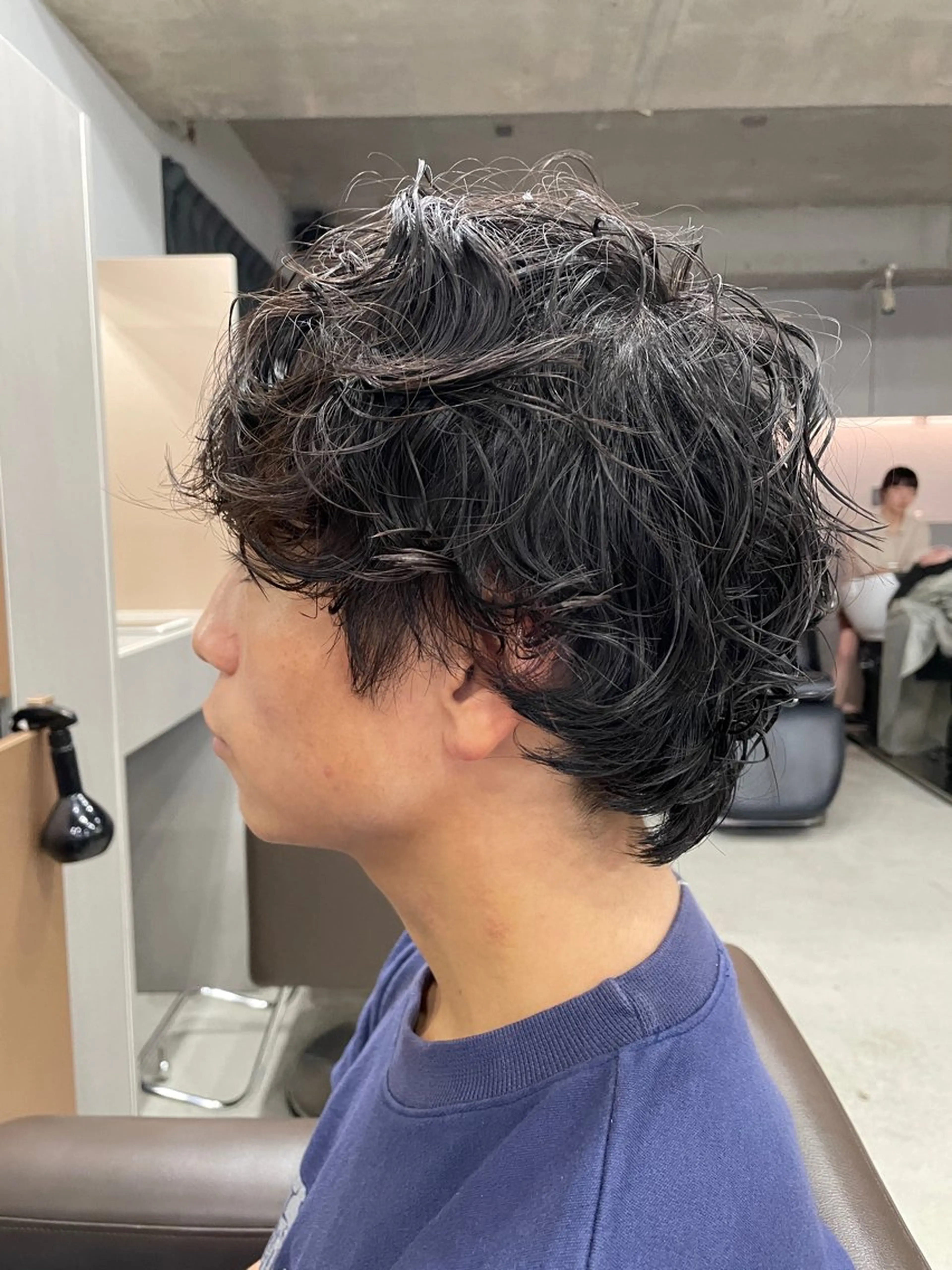 ショート パーマ メンズ メンズパーマ くせ毛 吉田一輝 外国人パーマのヘアスタイル