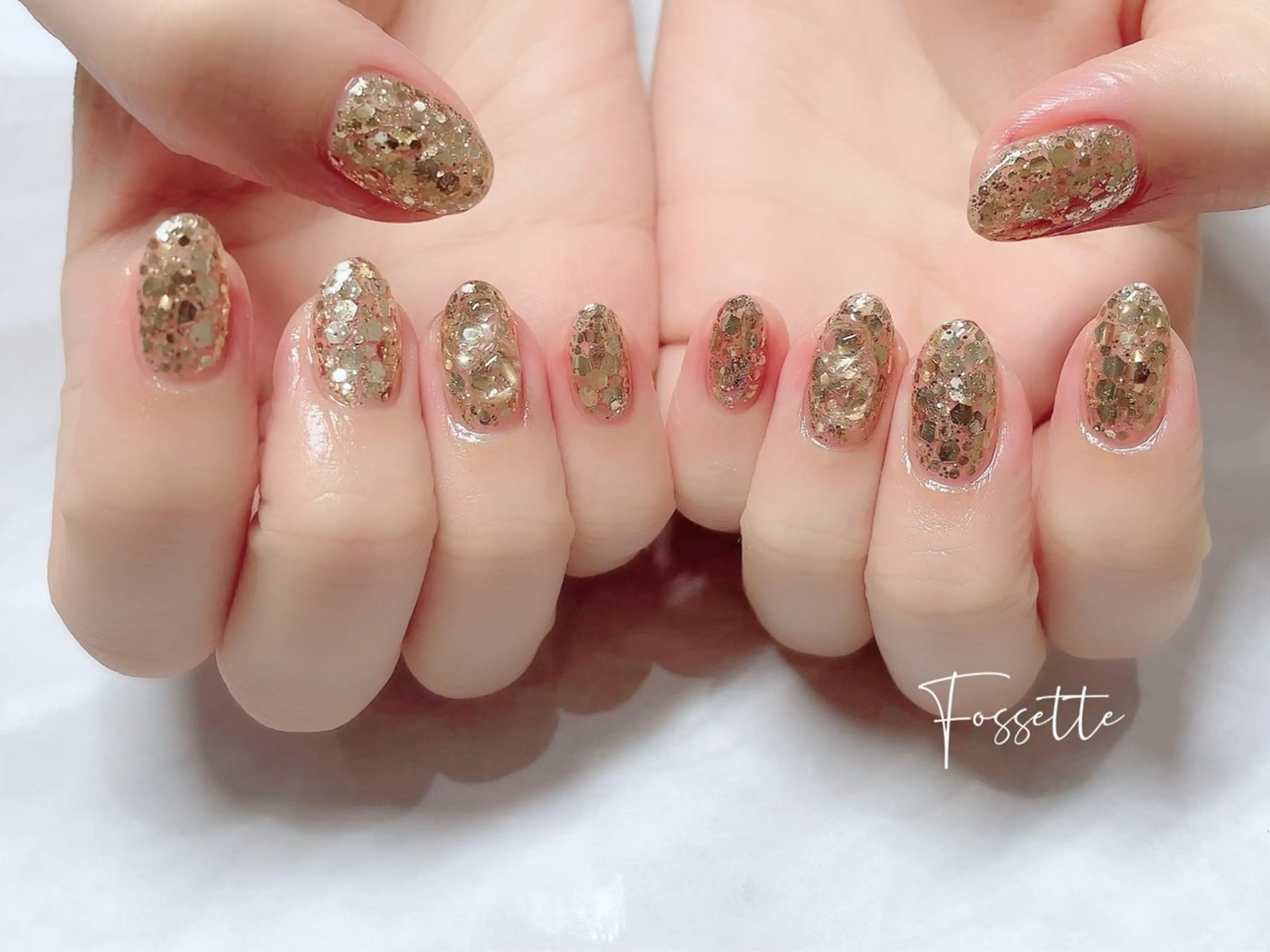 ネイル ホログラムネイル キラキラネイル ぷっくりネイル 冬ネイル nailsalon Fossetteのネイルデザイン