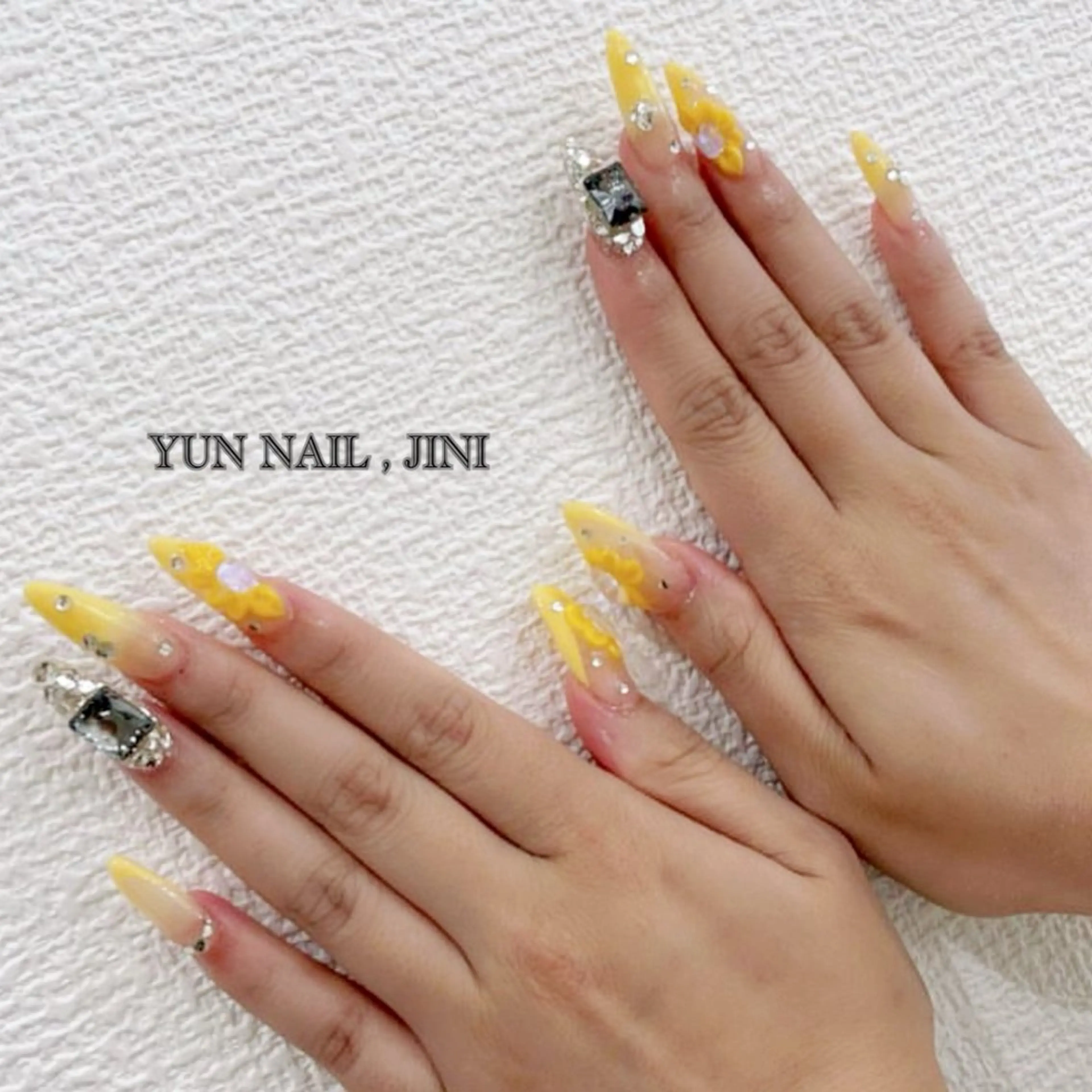 ネイル アートネイル 🌈Yun nail hyejin💋のネイルデザイン