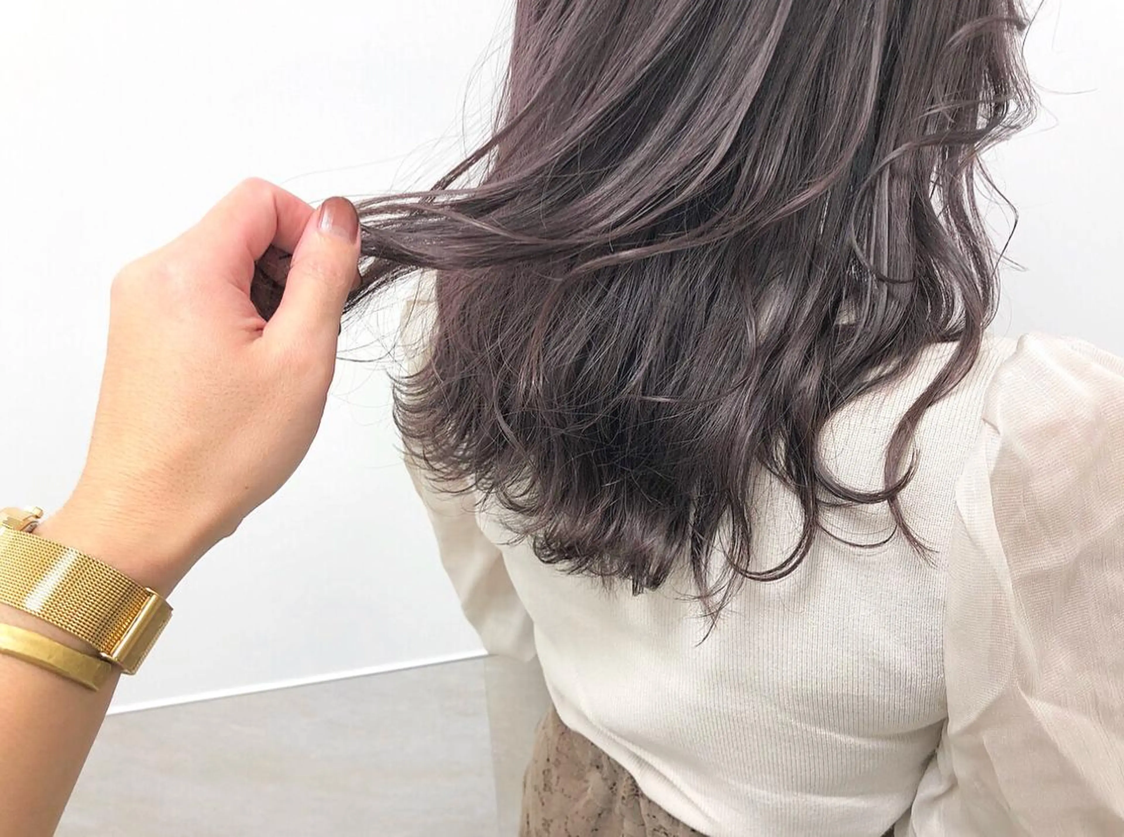 セミロング カラー autre所属・大久保 ひでなりのヘアスタイル