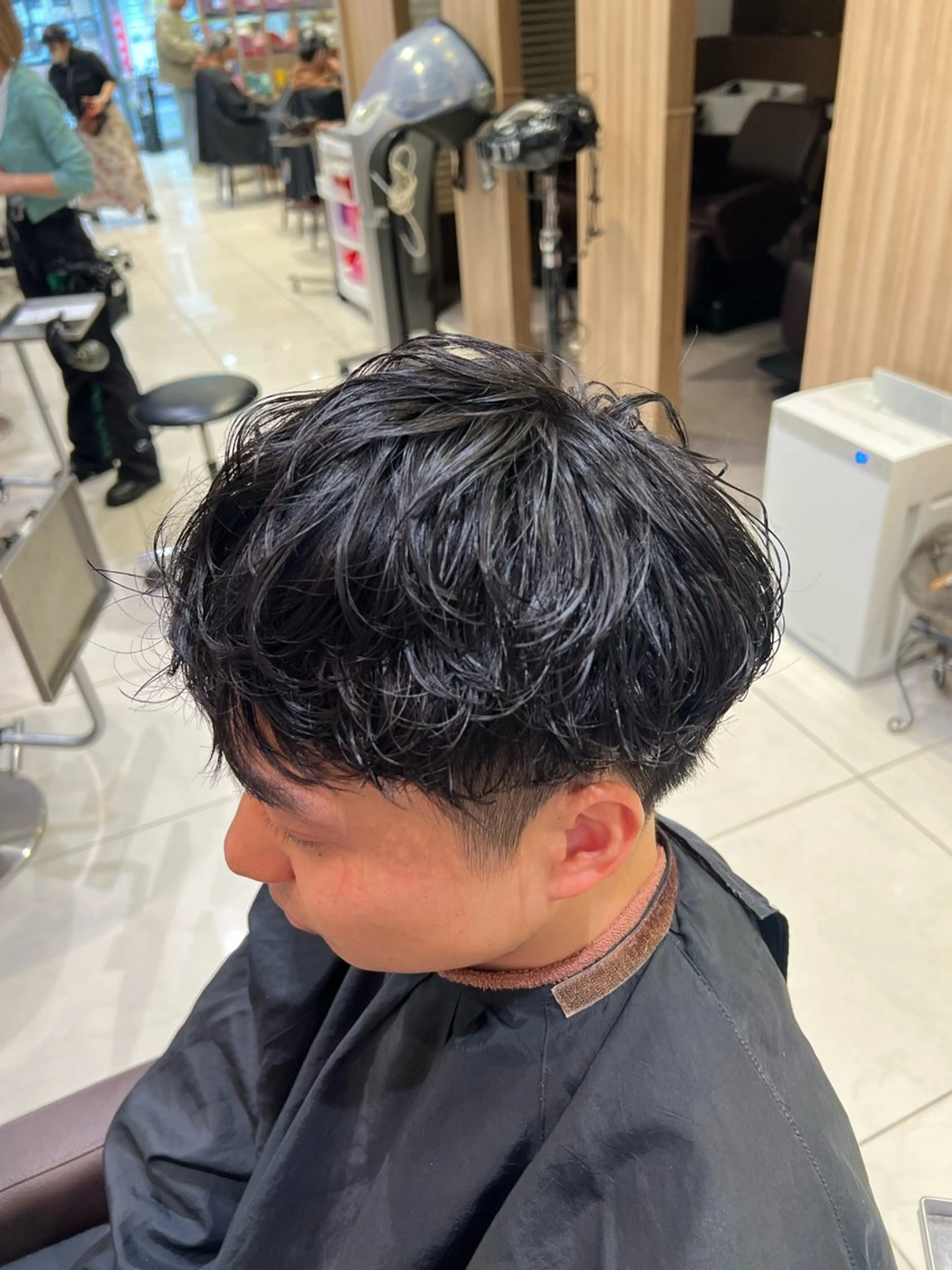 パーマ メンズ カット パーマ SENA 再現性 パーマと縮毛矯正のヘアスタイル