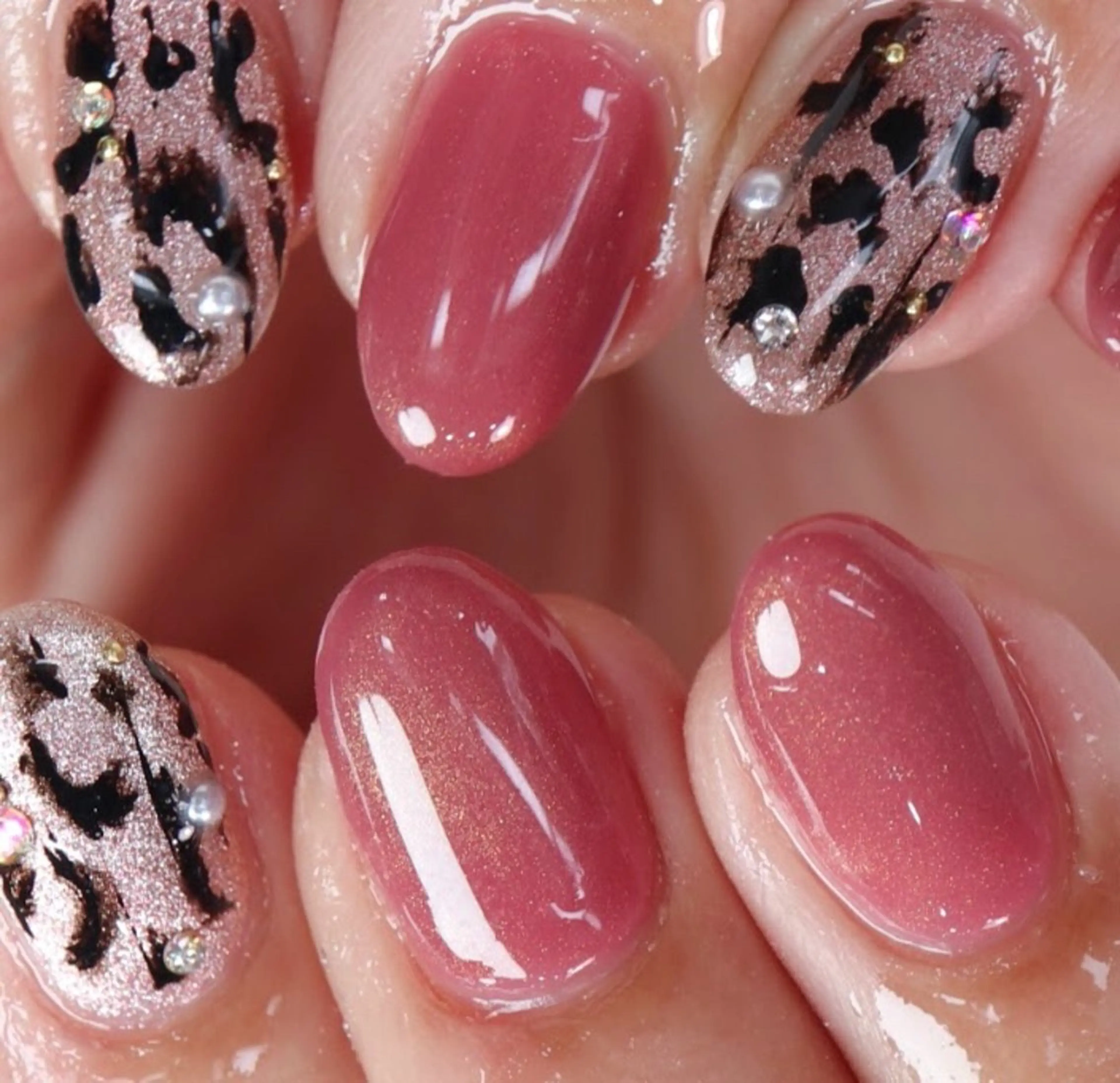 ネイル アニマル柄 ハンドネイル myfairlady所属・pe iのネイルデザイン