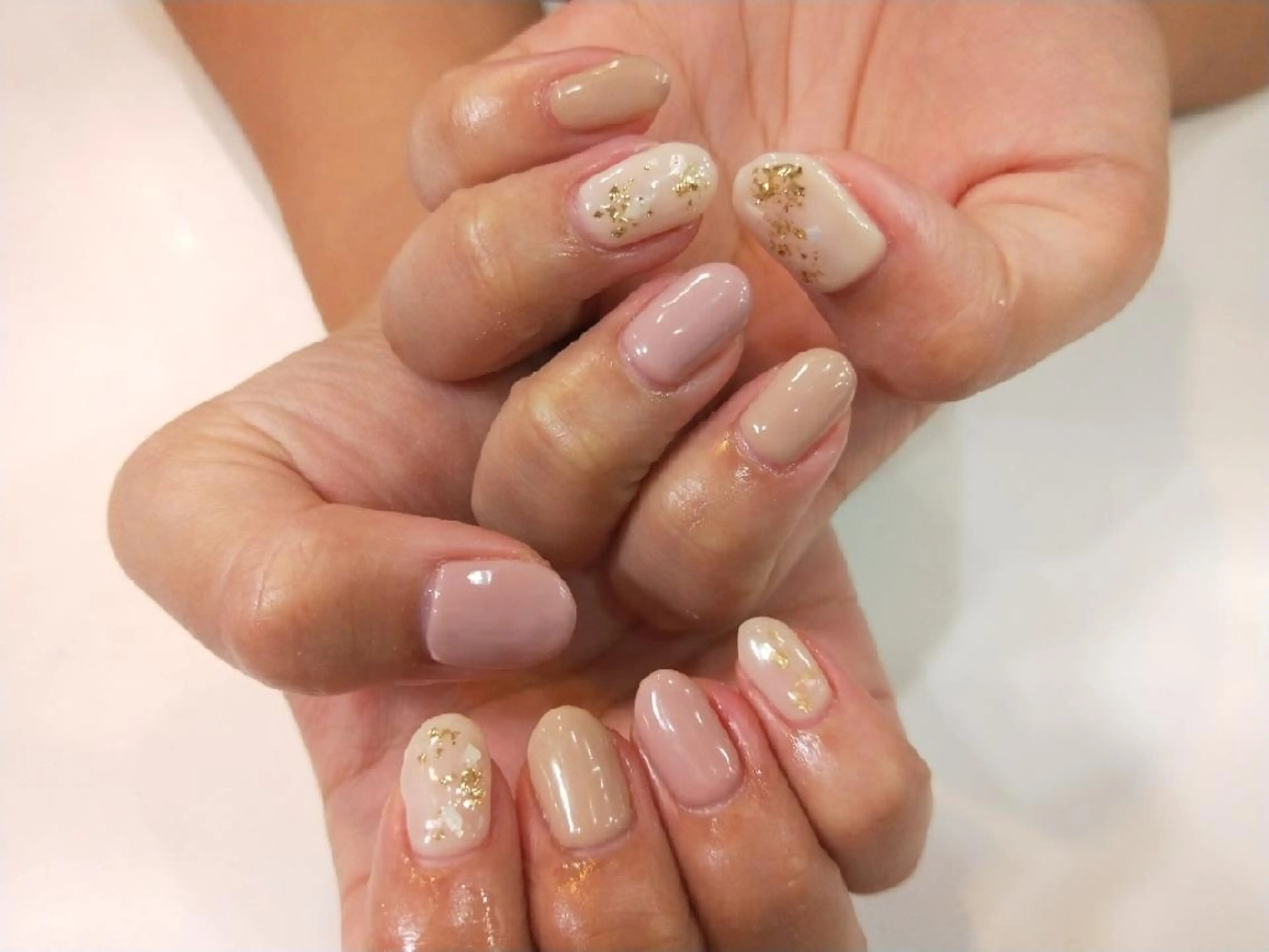 ネイル ハンドネイル ハンドケア R'well所属・はばすみれ🎀ﾈｲﾙ 光ﾌｪｲｼｬﾙ ﾍｱのネイルデザイン