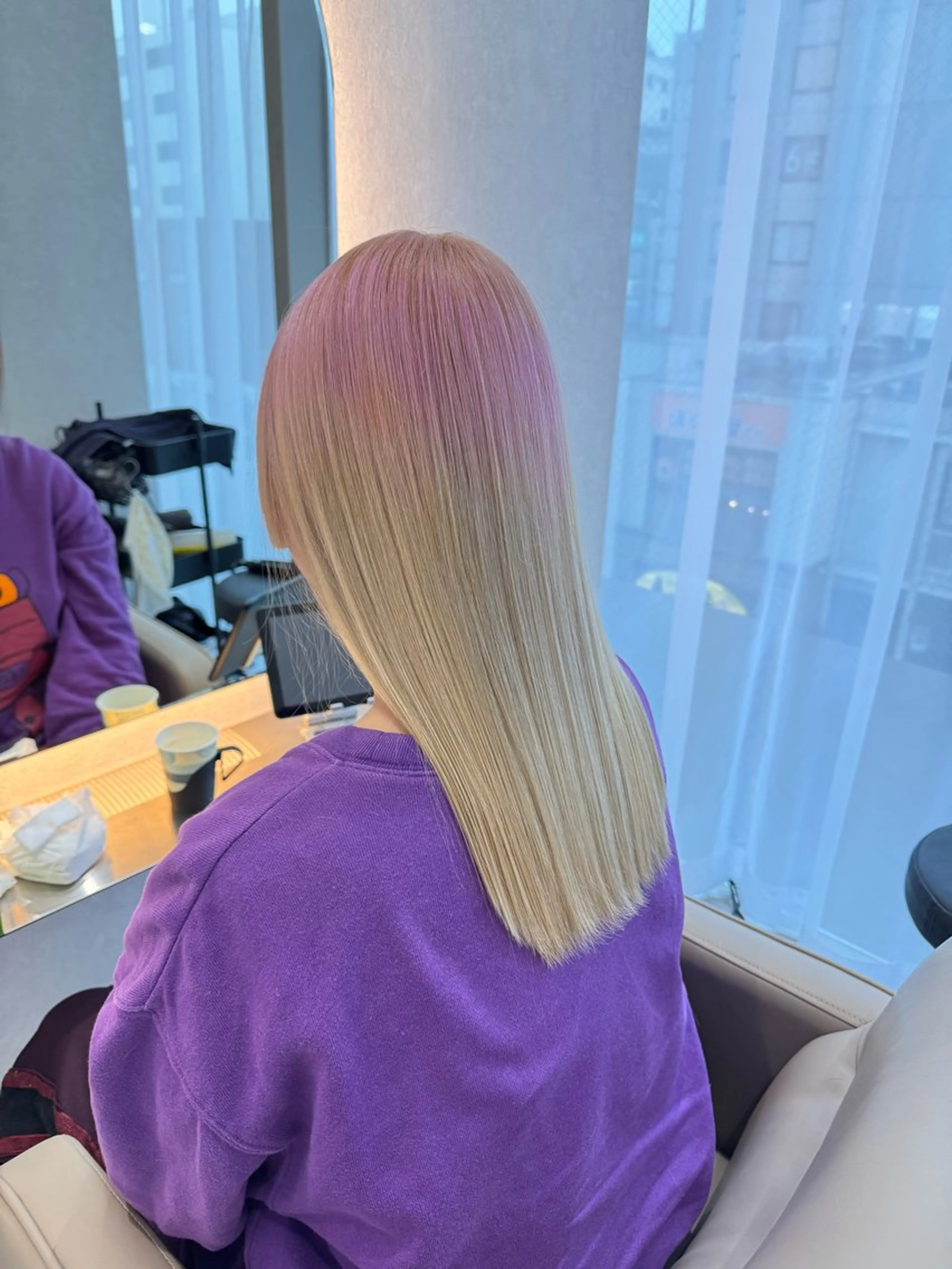 セミロング カラー 抜きっぱなしブロンド ブロンド デザインカラー ピンクカラー ヘアカラー トリートメント Mahoメンズヘア 🦋デザインカラーのヘアスタイル