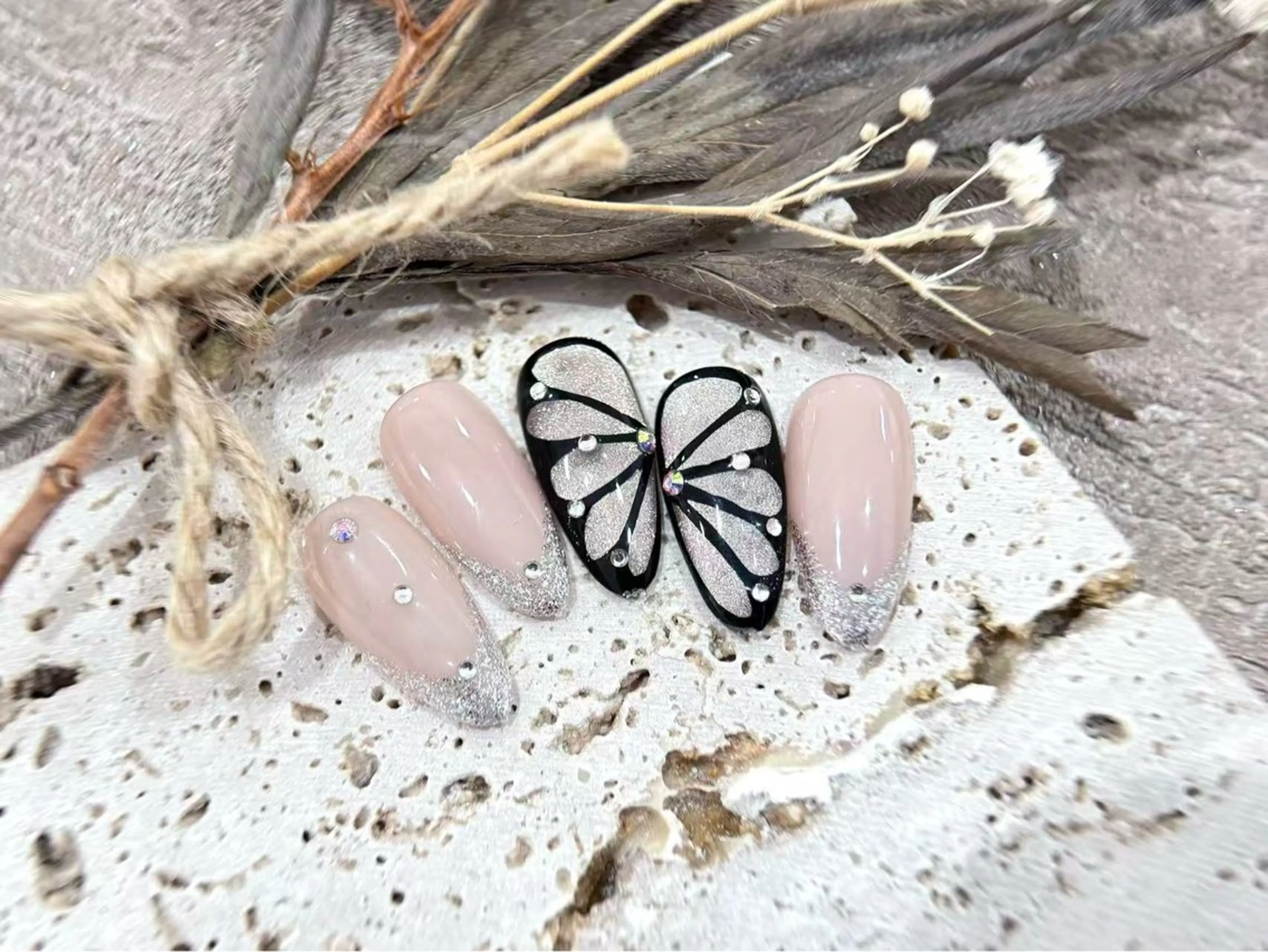 ネイル M+  Beauty Salonのネイルデザイン