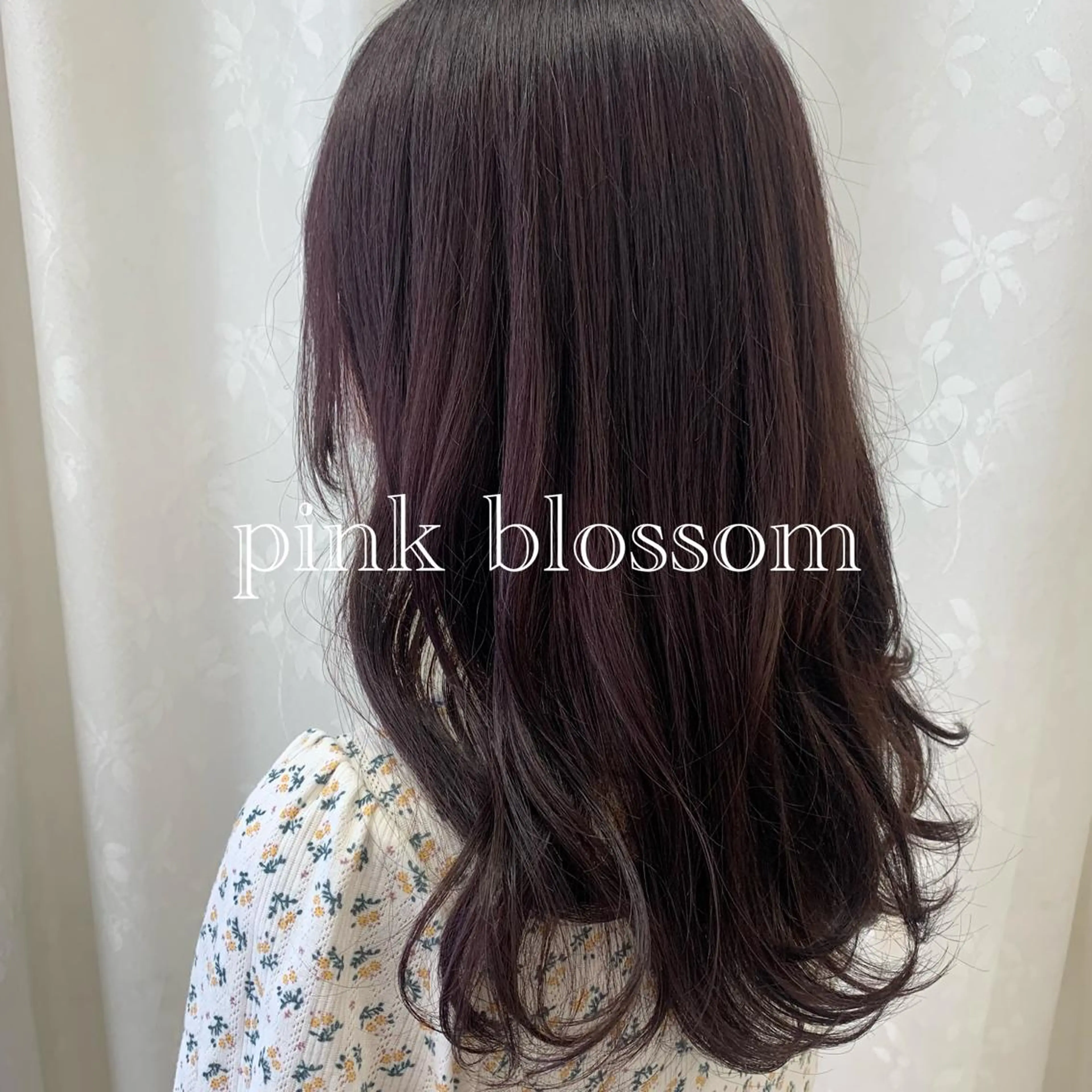 セミロング カラー ピンクカラー 池本 梨奈のヘアスタイル