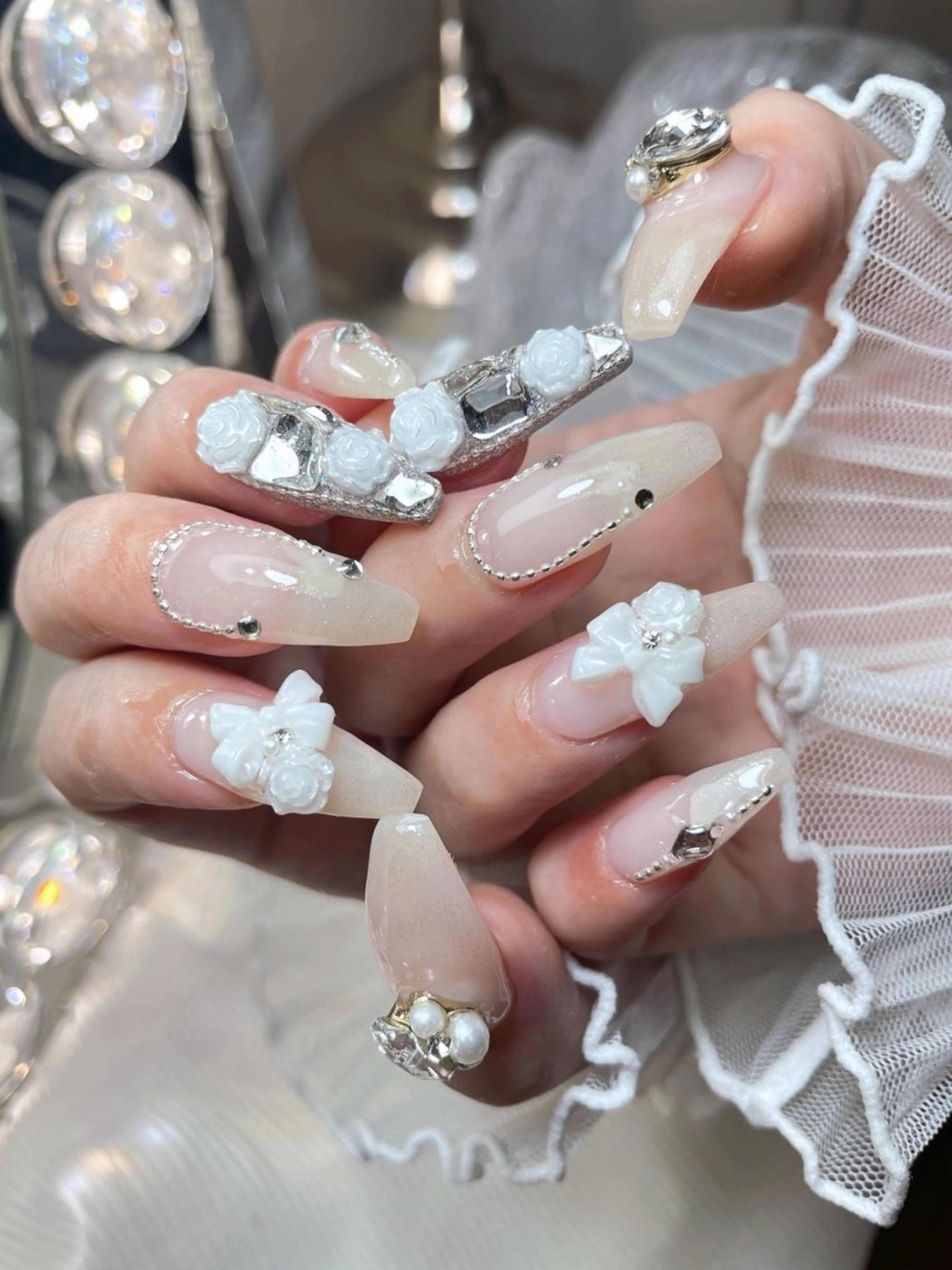 ネイル 23時まで❤︎韓国、 ワンホンネイルのネイルデザイン