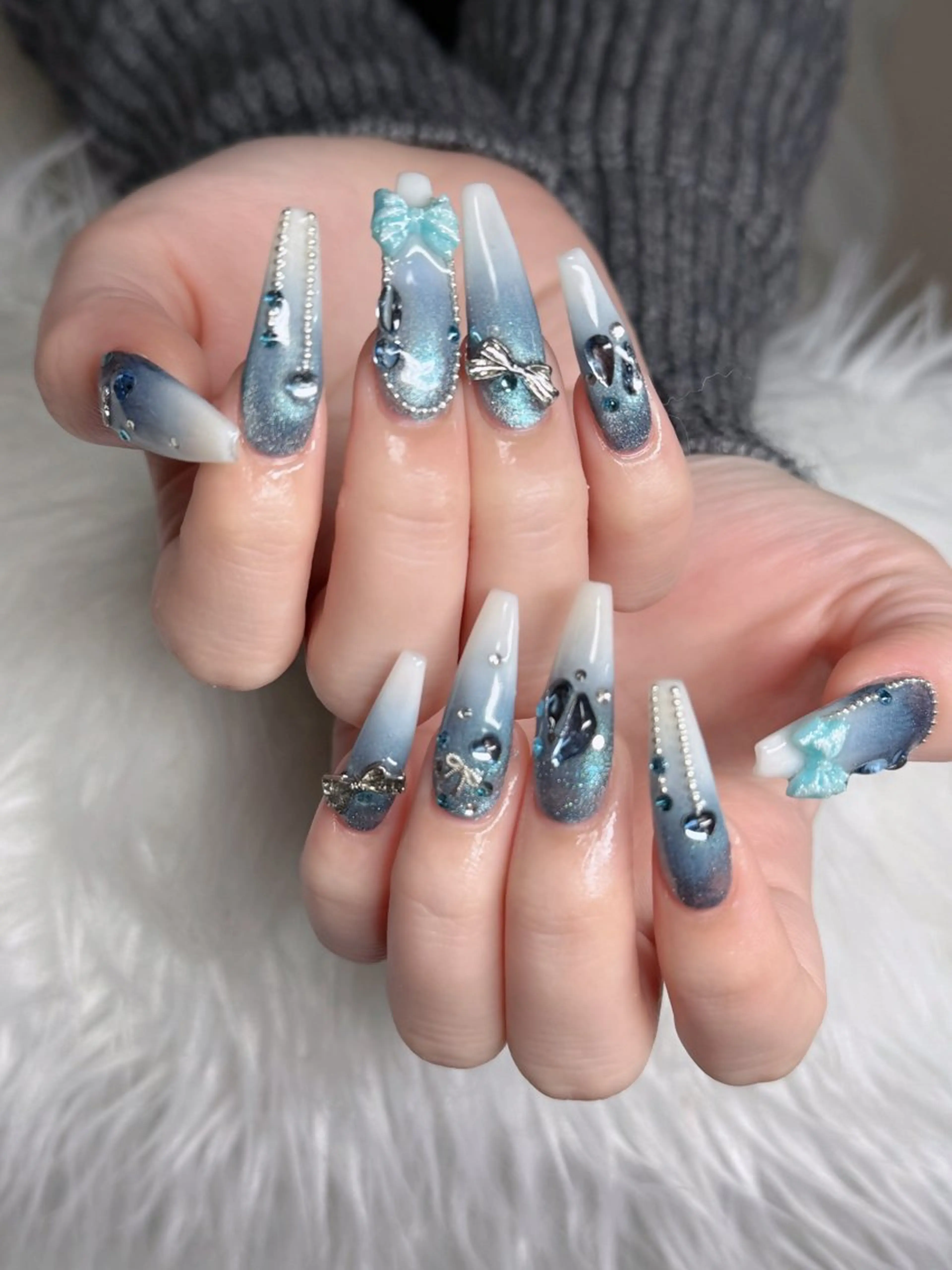 ネイル フレンチネイル ジェルネイル ハロウィン 韓国ネイル マグネットネイル ハンドネイル Hbaby nailのネイルデザイン