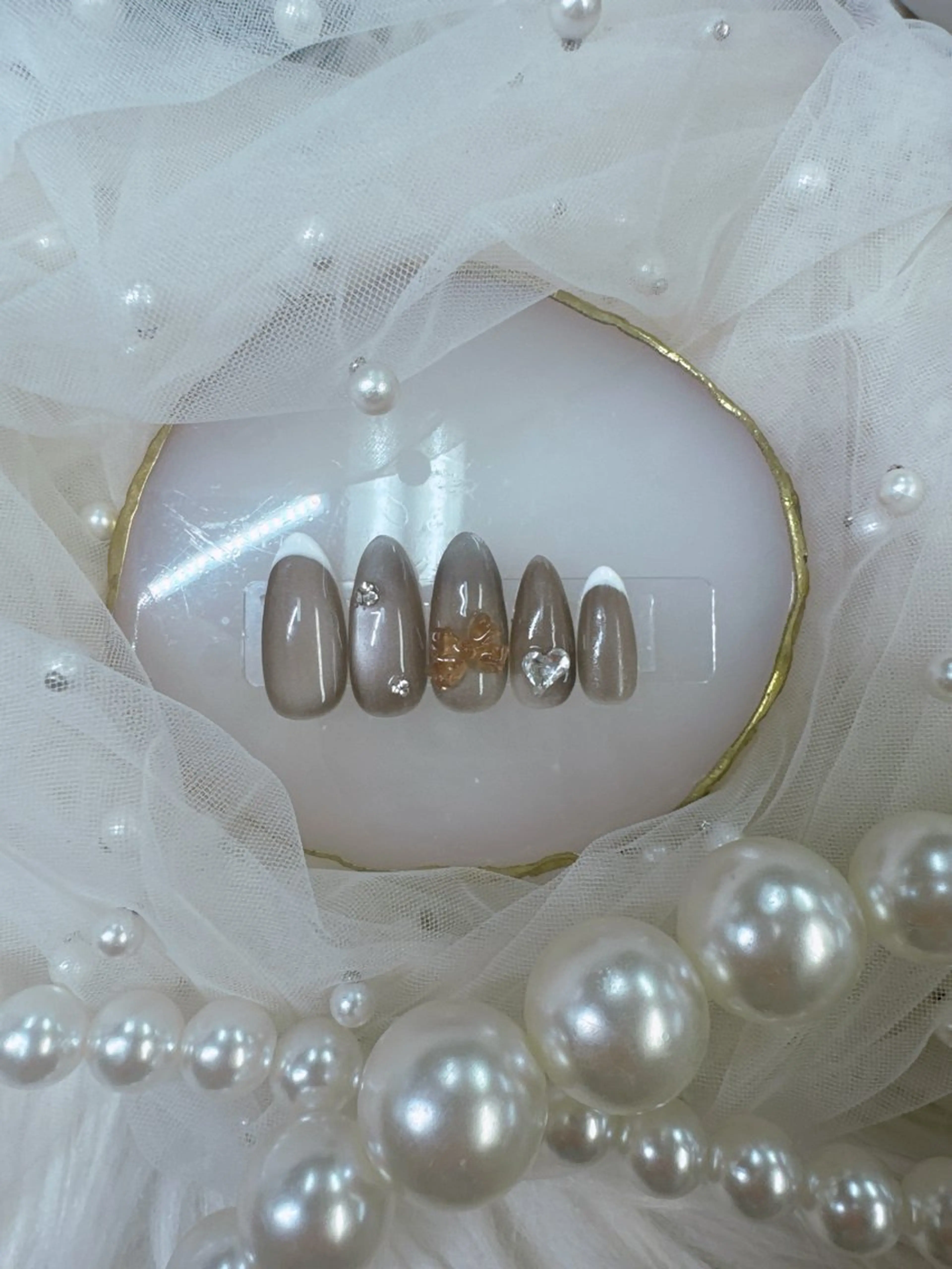 ネイル ボルドー 長さ出し ジェルネイル キラキラネイル ロングネイル ハンドネイル クイーンズネイル銀座所属・Queeens nailのネイルデザイン