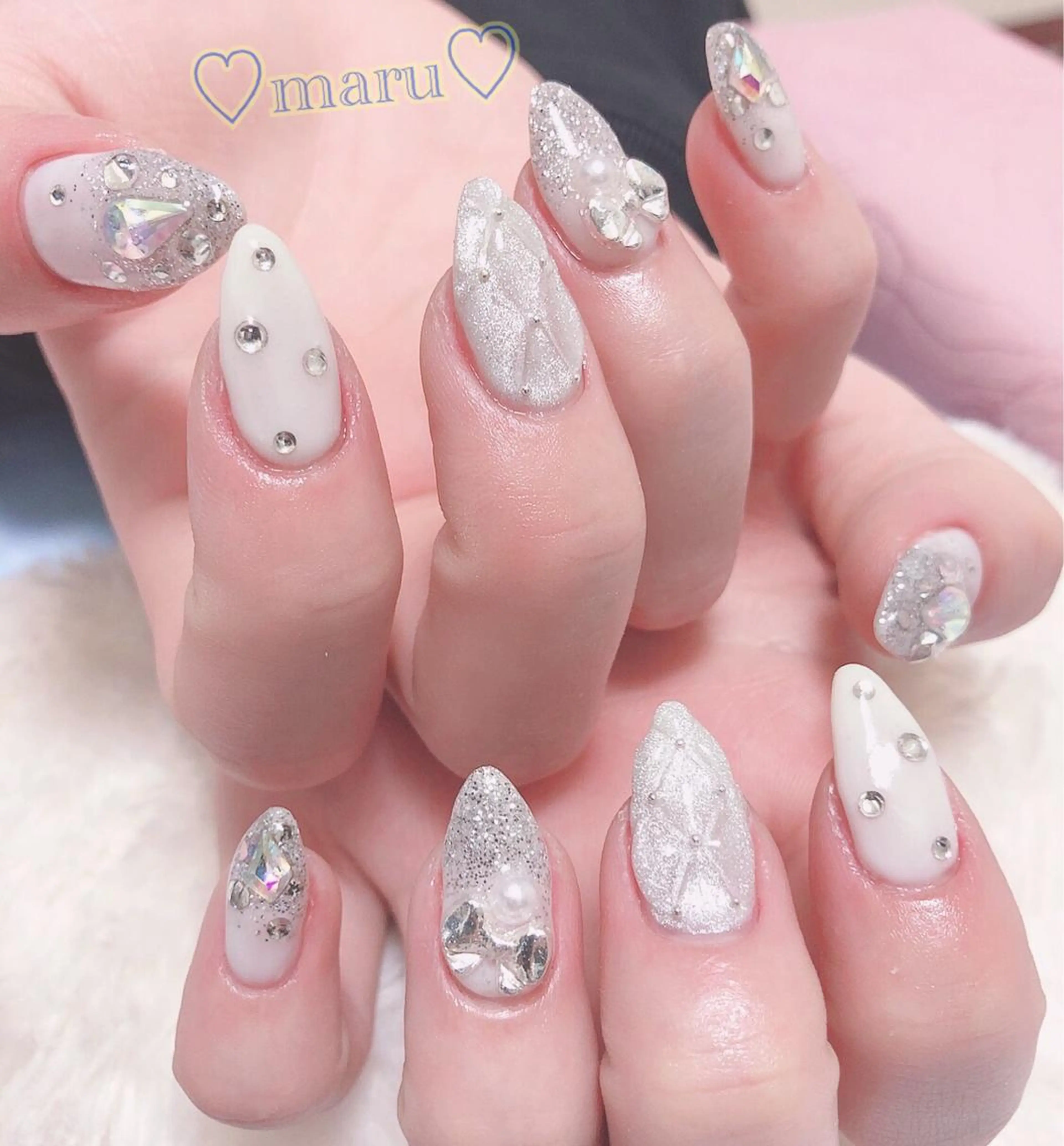 ネイル ハンドネイル フットネイル まるみ ♡のネイルデザイン