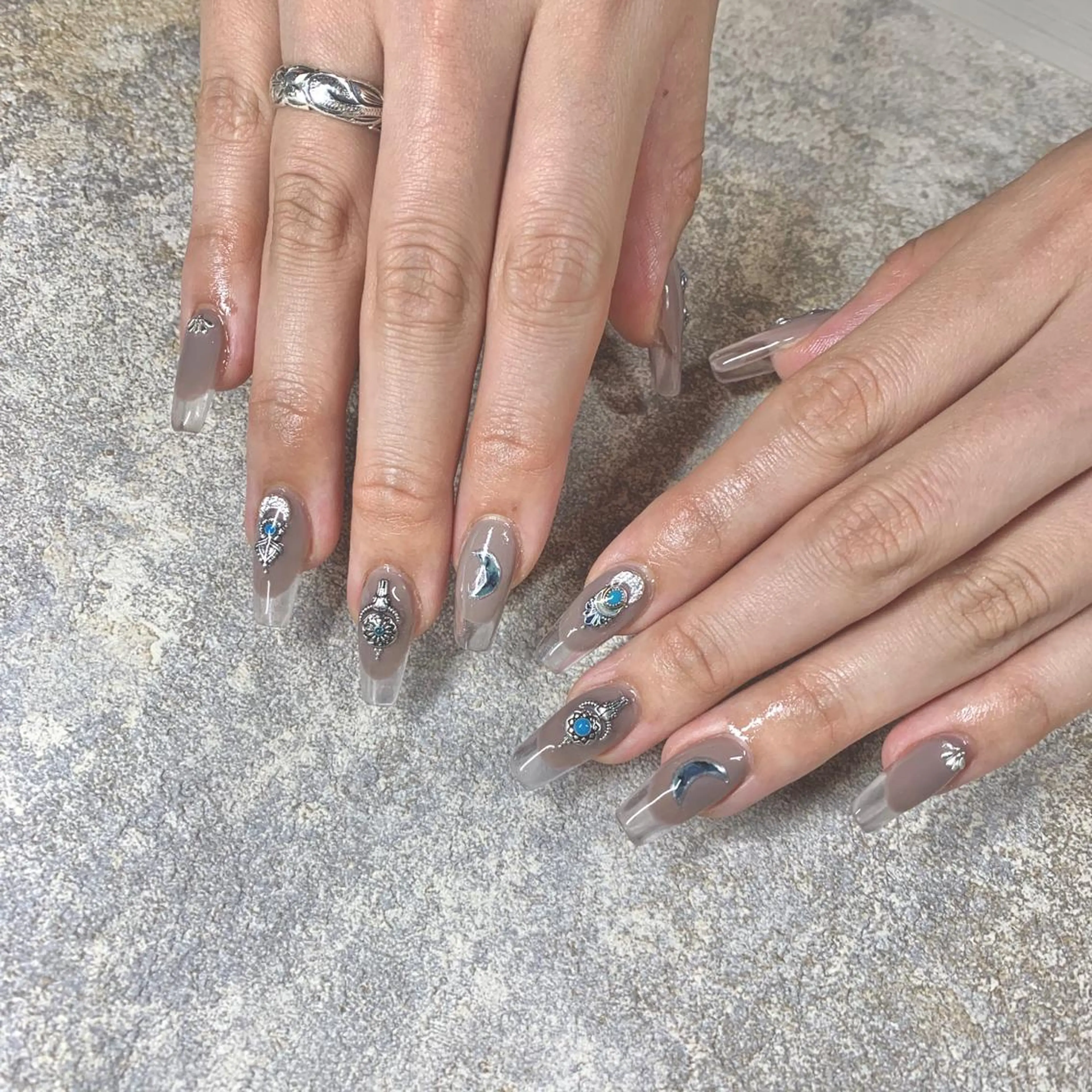 ネイル Nes.nail所属・🌼Nomura Yuko🌷のネイルデザイン