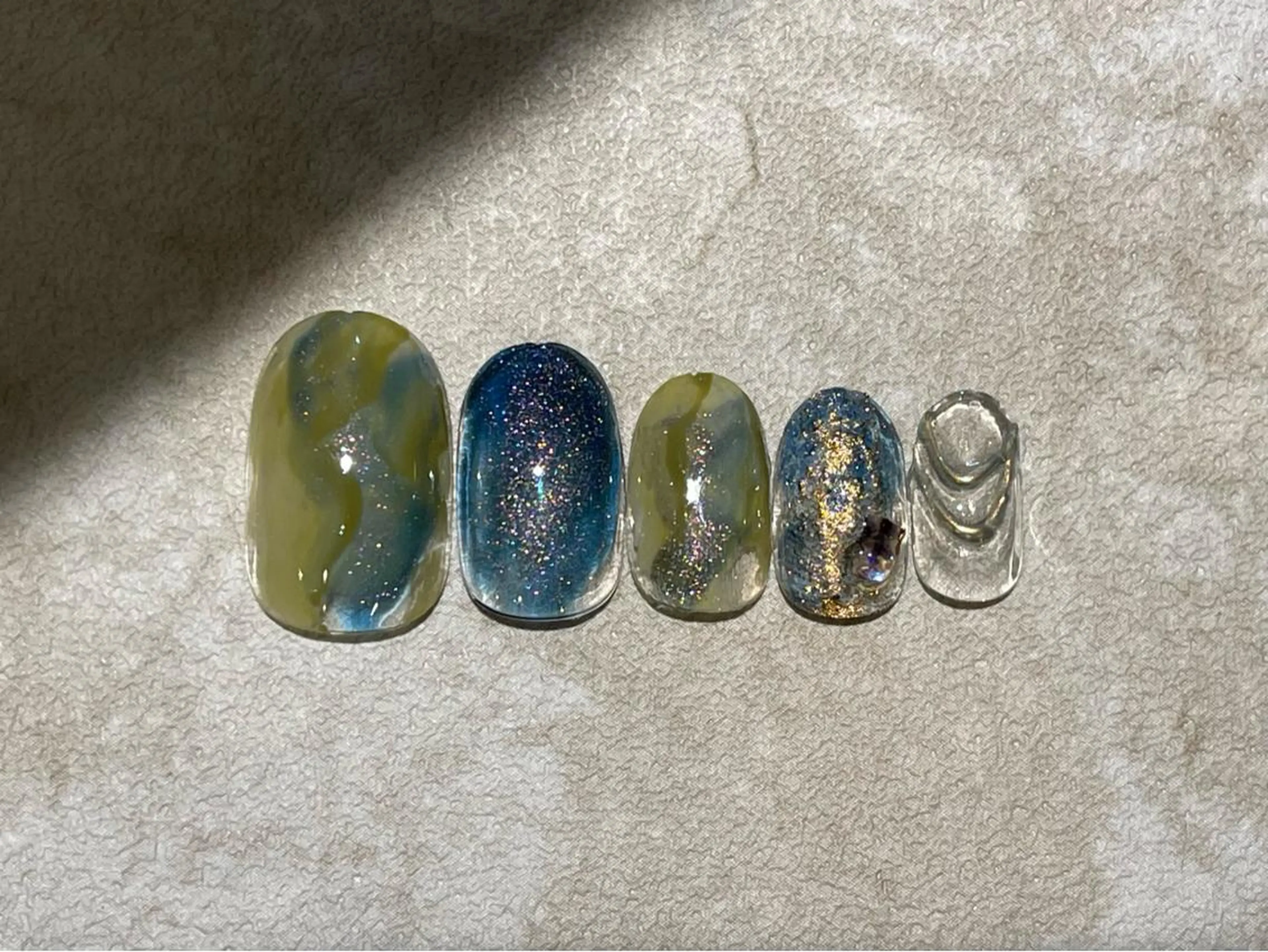 ネイル ブルー ニュアンスネイル ハンドネイル Nail Katoのネイルデザイン