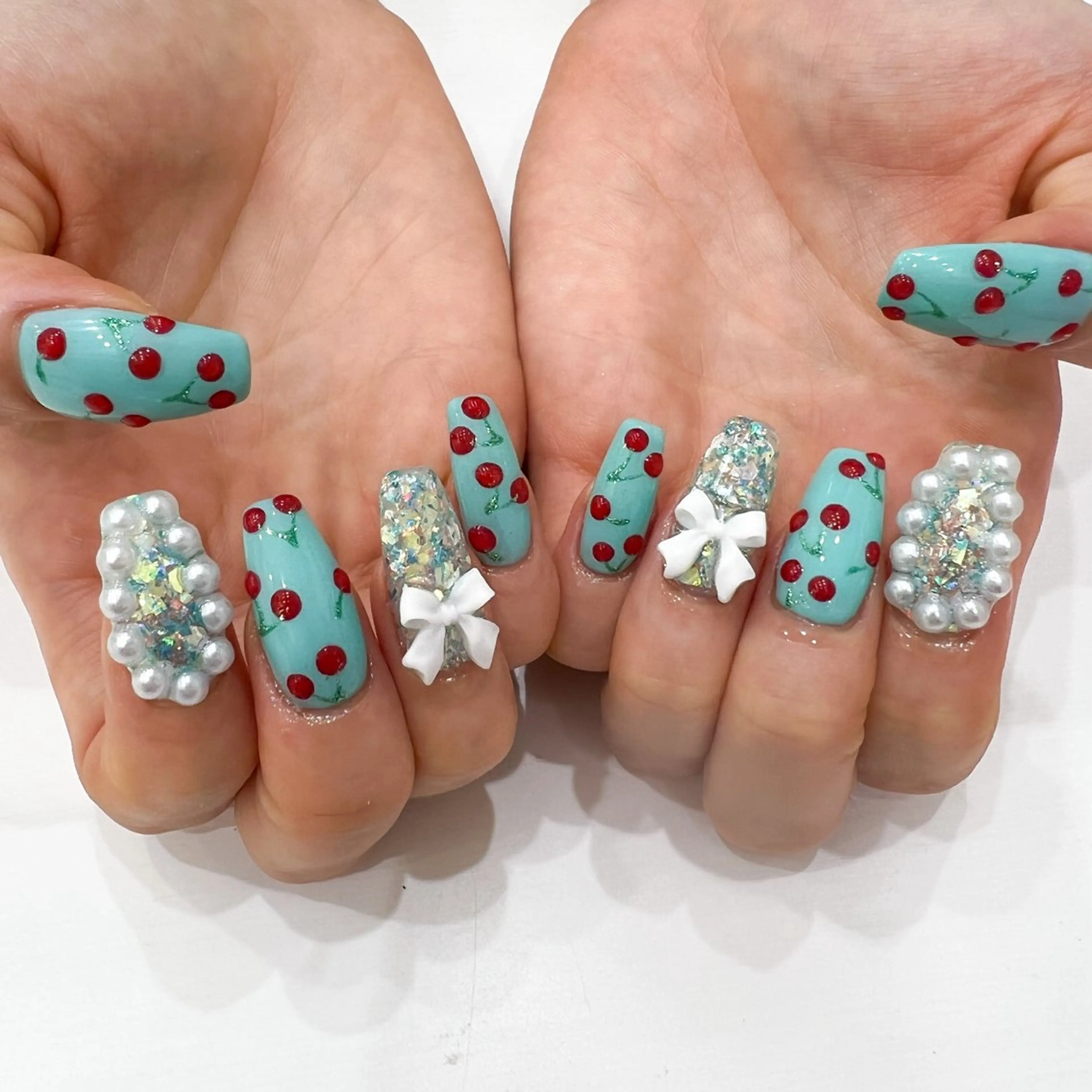 ネイル ガーリー リボン ✨絶対に褒められる 店長"Momonaのネイルデザイン