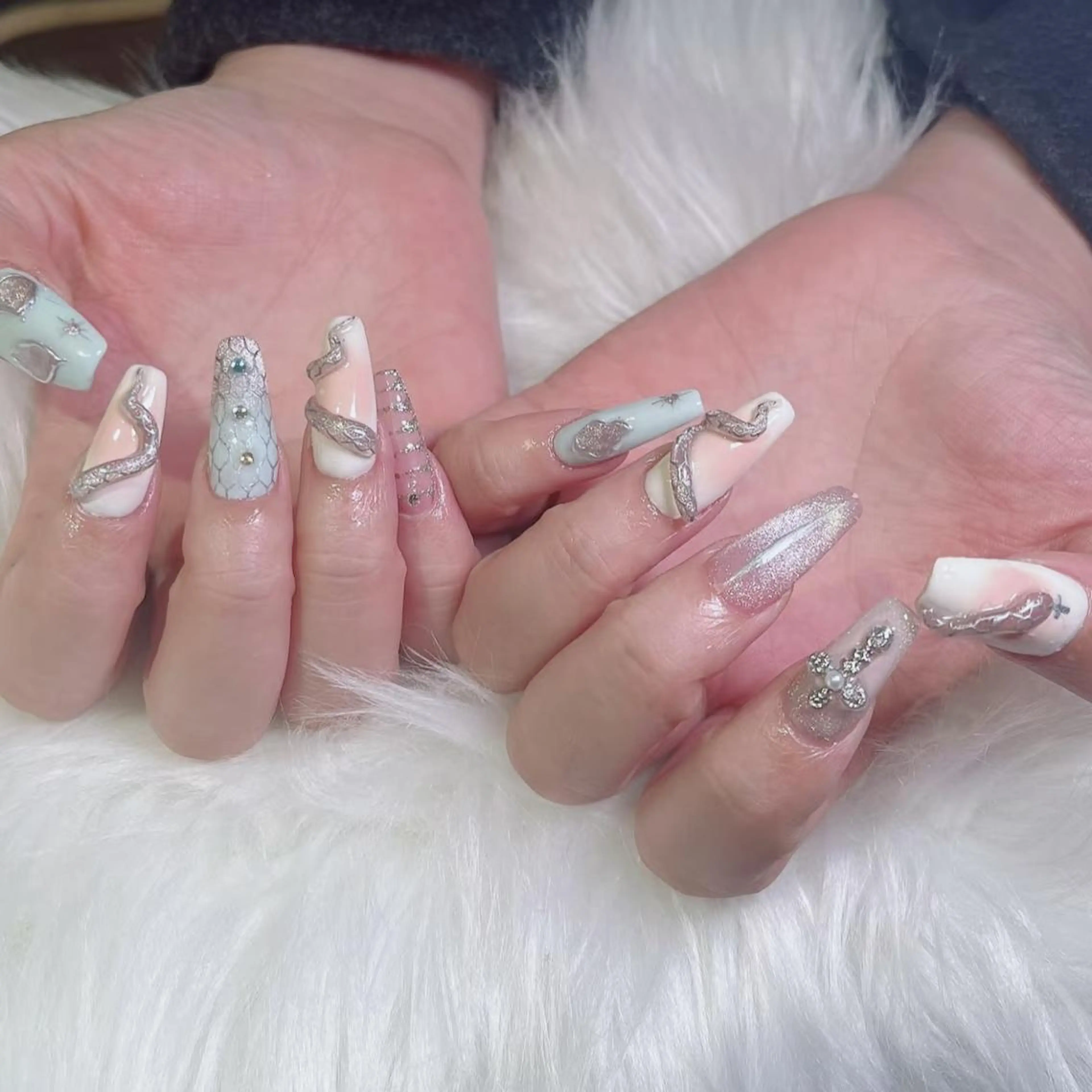 ネイル ハンドネイル ハンドケア DEMAIN- 🌹のネイルデザイン