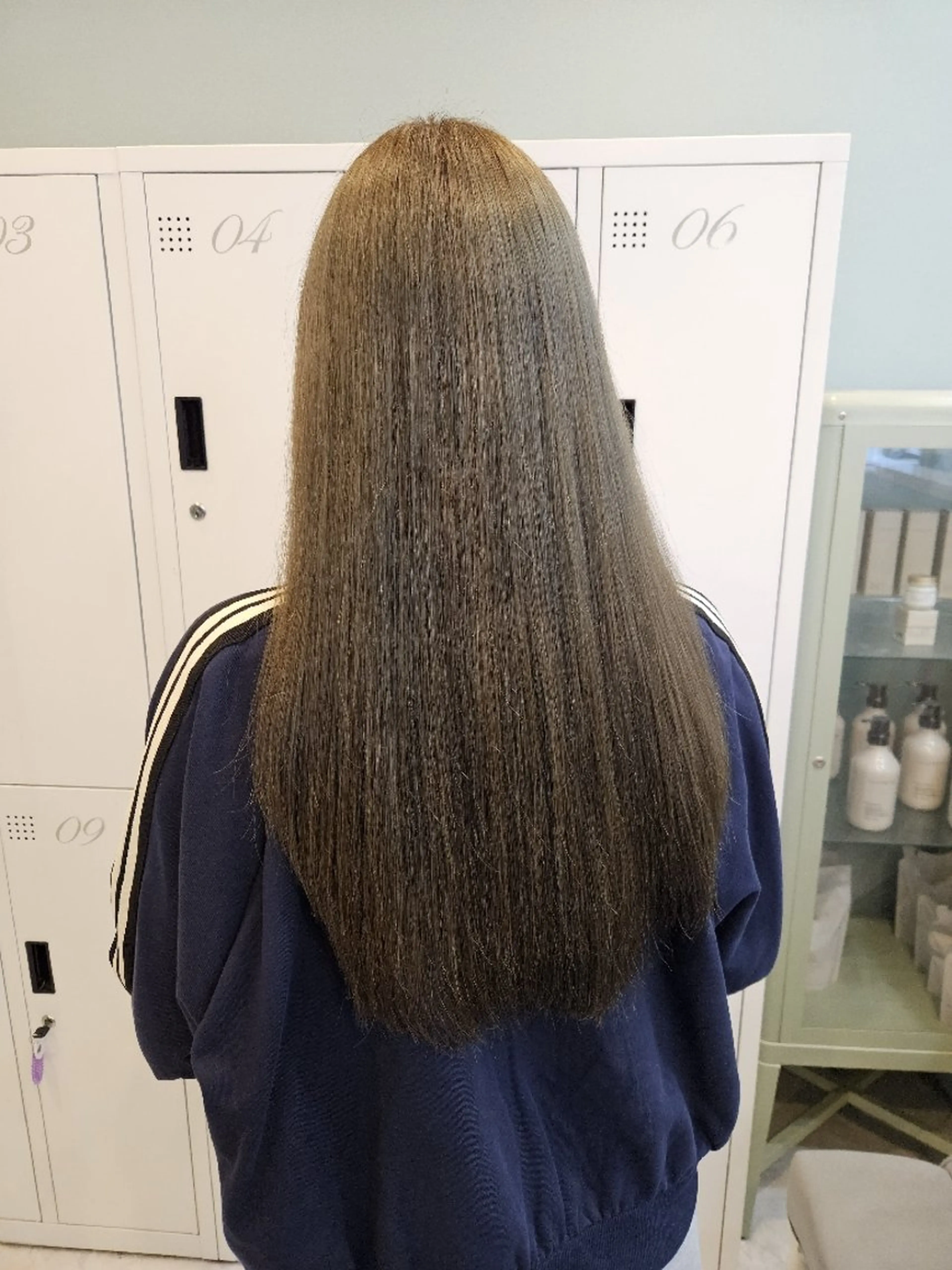 ロング カラー ベージュカラー ブリーチ ダブルカラー ブリーチなしカラー オリーブベージュ カット ヘアカラー トリートメント ミク🇰🇷 /Agu hairのヘアスタイル
