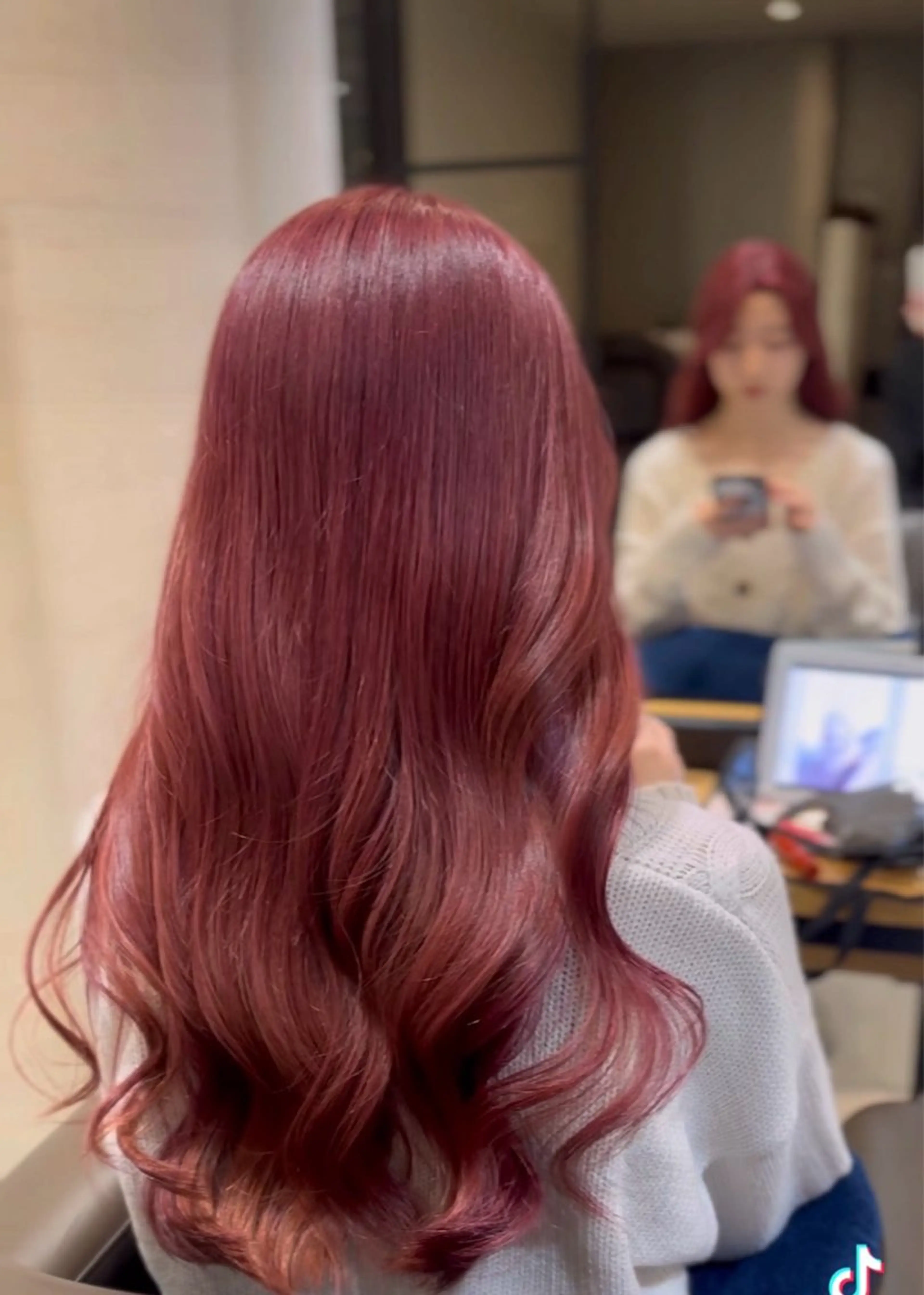 ロング カラー 🌿earth亀有店 【緑髪のノブ】🌿のヘアスタイル