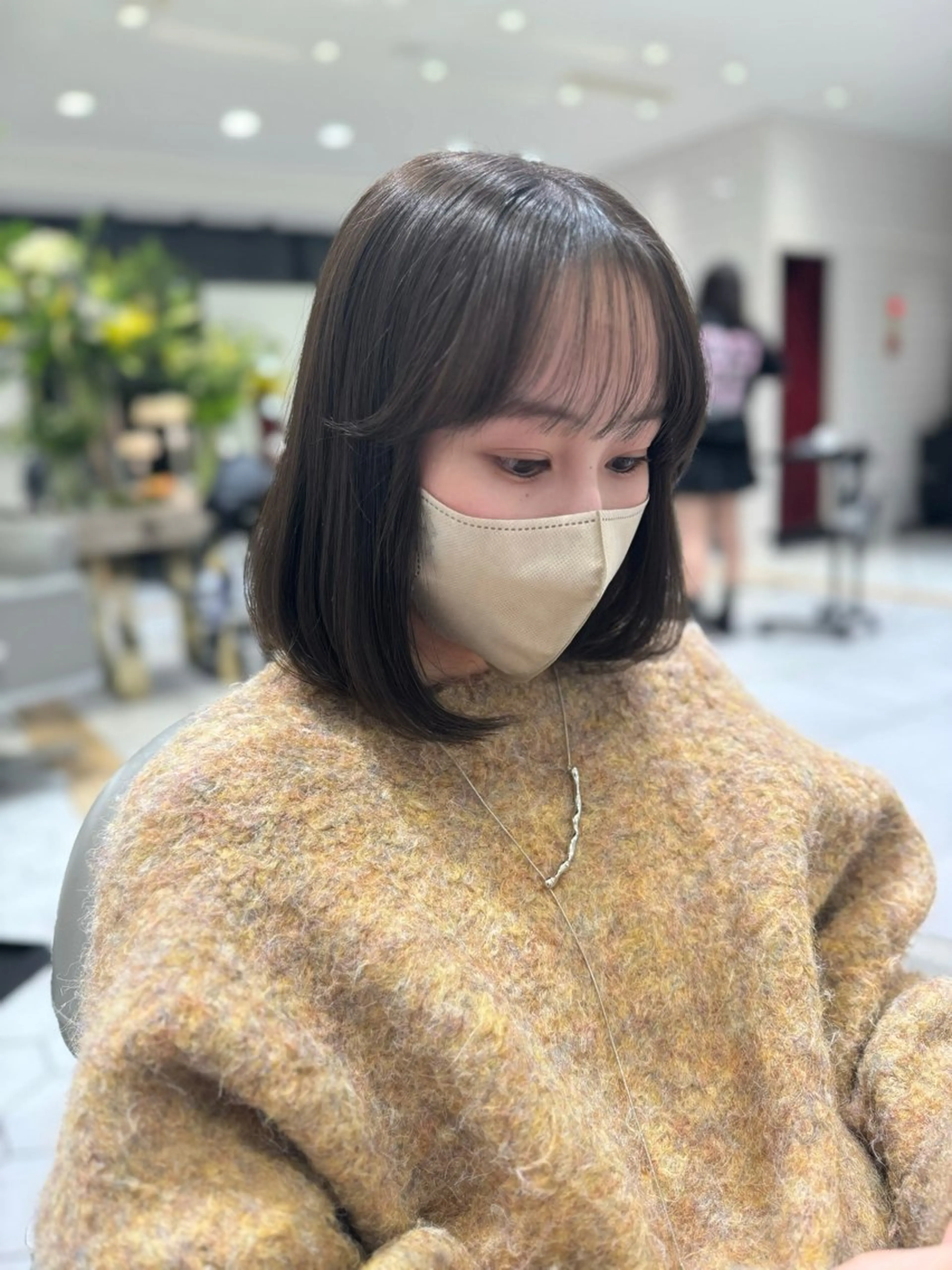 ミディアム カラー ブラウンカラー オリーブブラウン ヘアカラー costes 今井芽依のヘアスタイル