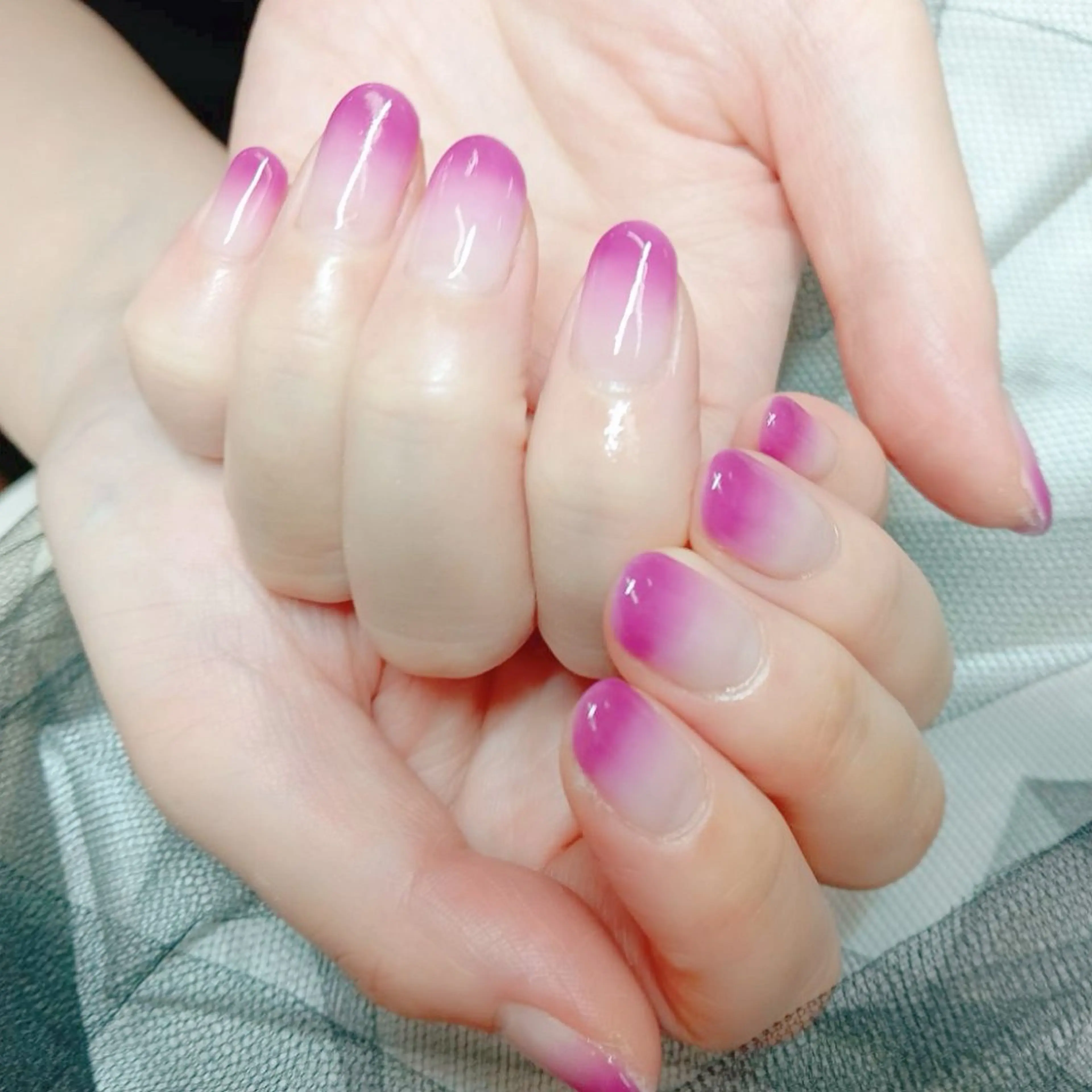 ご新規さま限定💖ハンドジェル💎カラーグラデーション（オフ込み）の写真