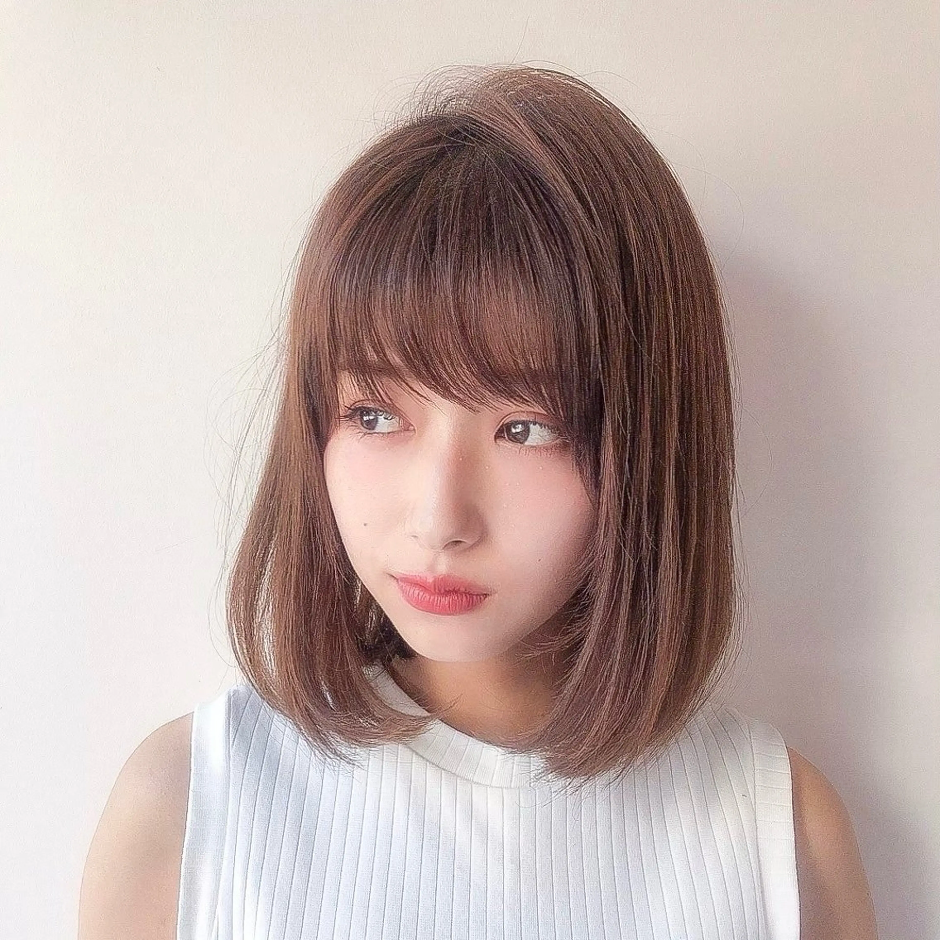 ミディアム Lond un Maison.所属・大人ショート/レイヤ ー🌈チャン🌈のヘアスタイル