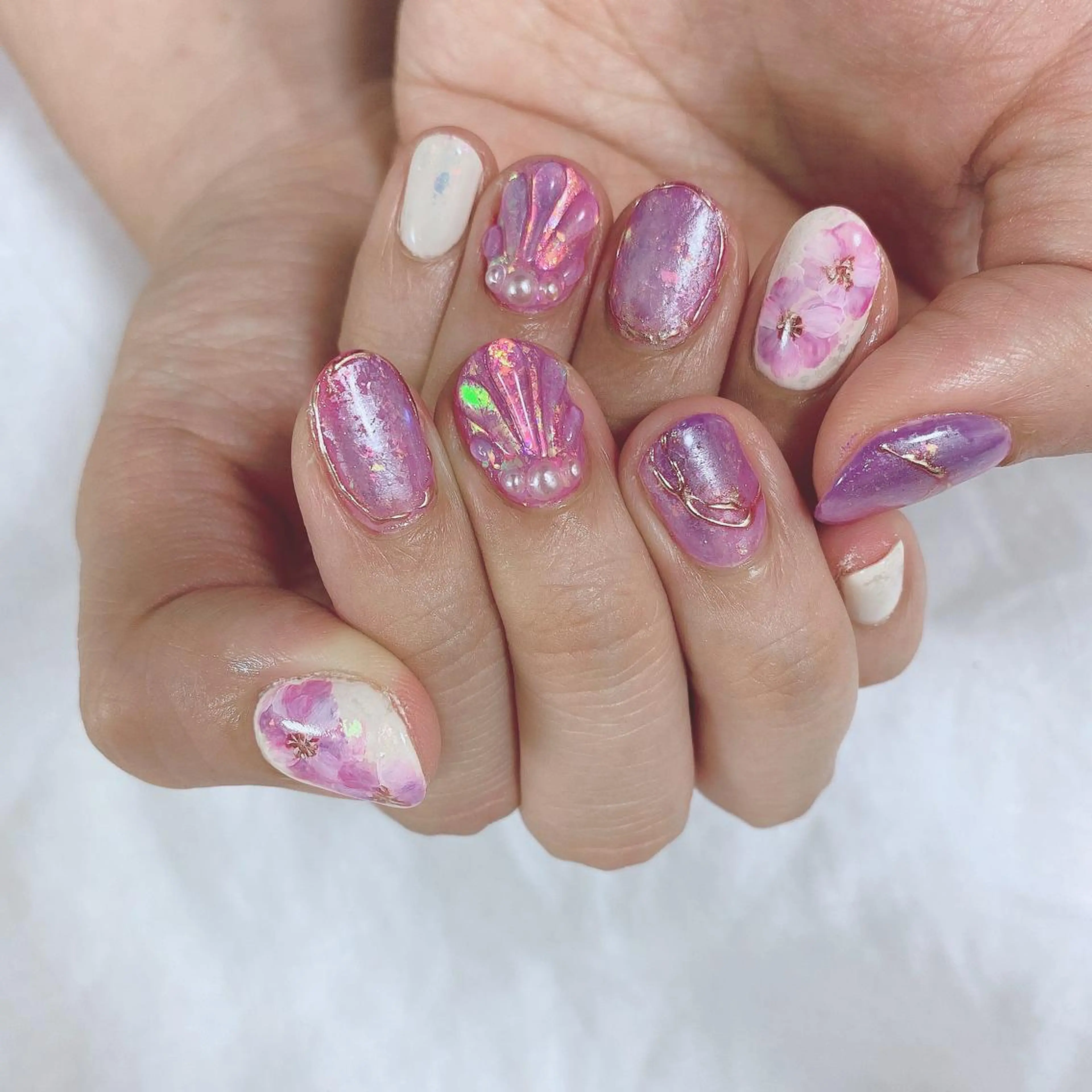 ネイル ミラーネイル SOL NAILのネイルデザイン