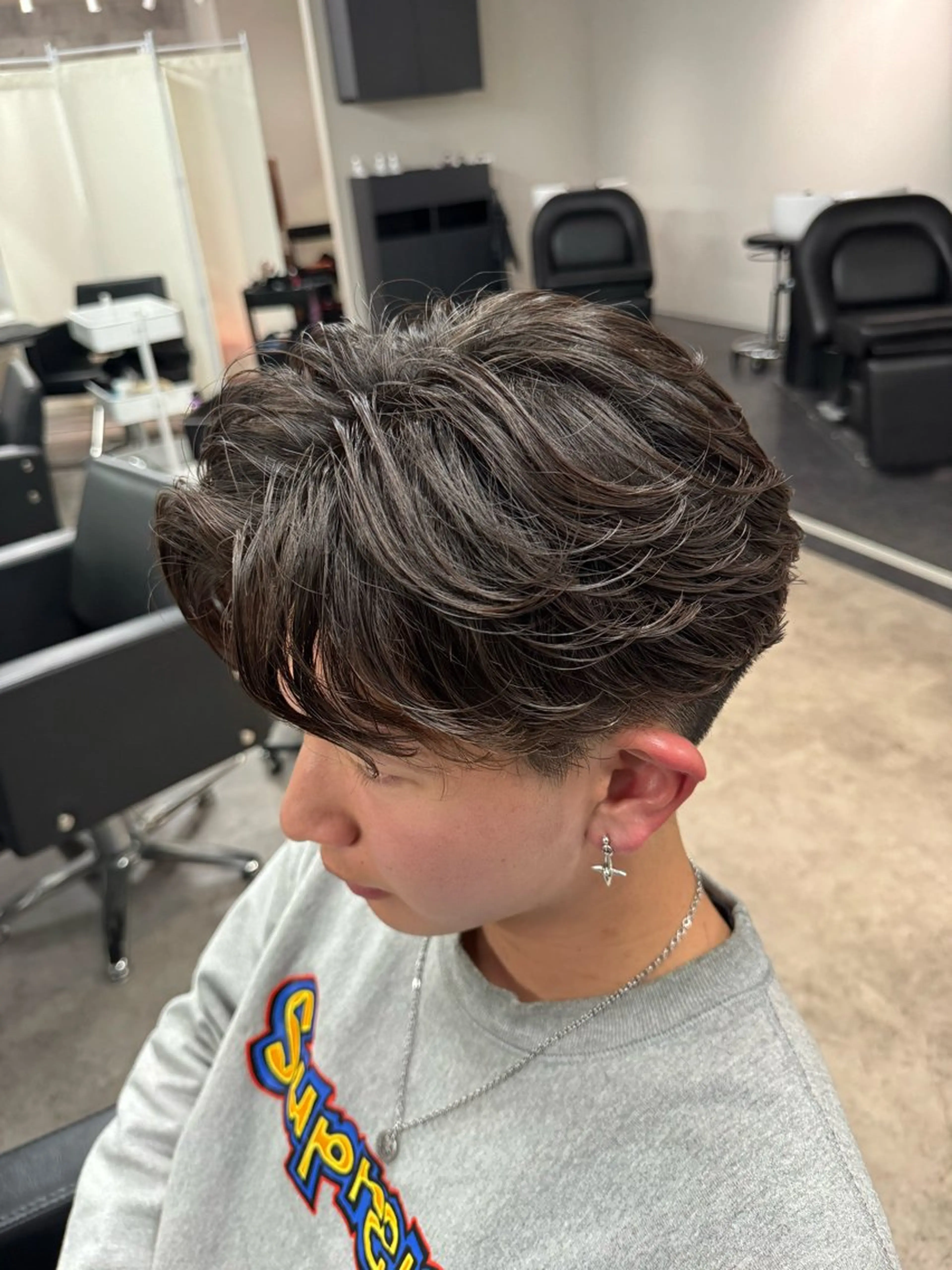 パーマ メンズ フェザーパーマ メンズパーマ カット パーマ 立川韓国ヘア🇰🇷 ダウンパーマ安井鴻輝のヘアスタイル