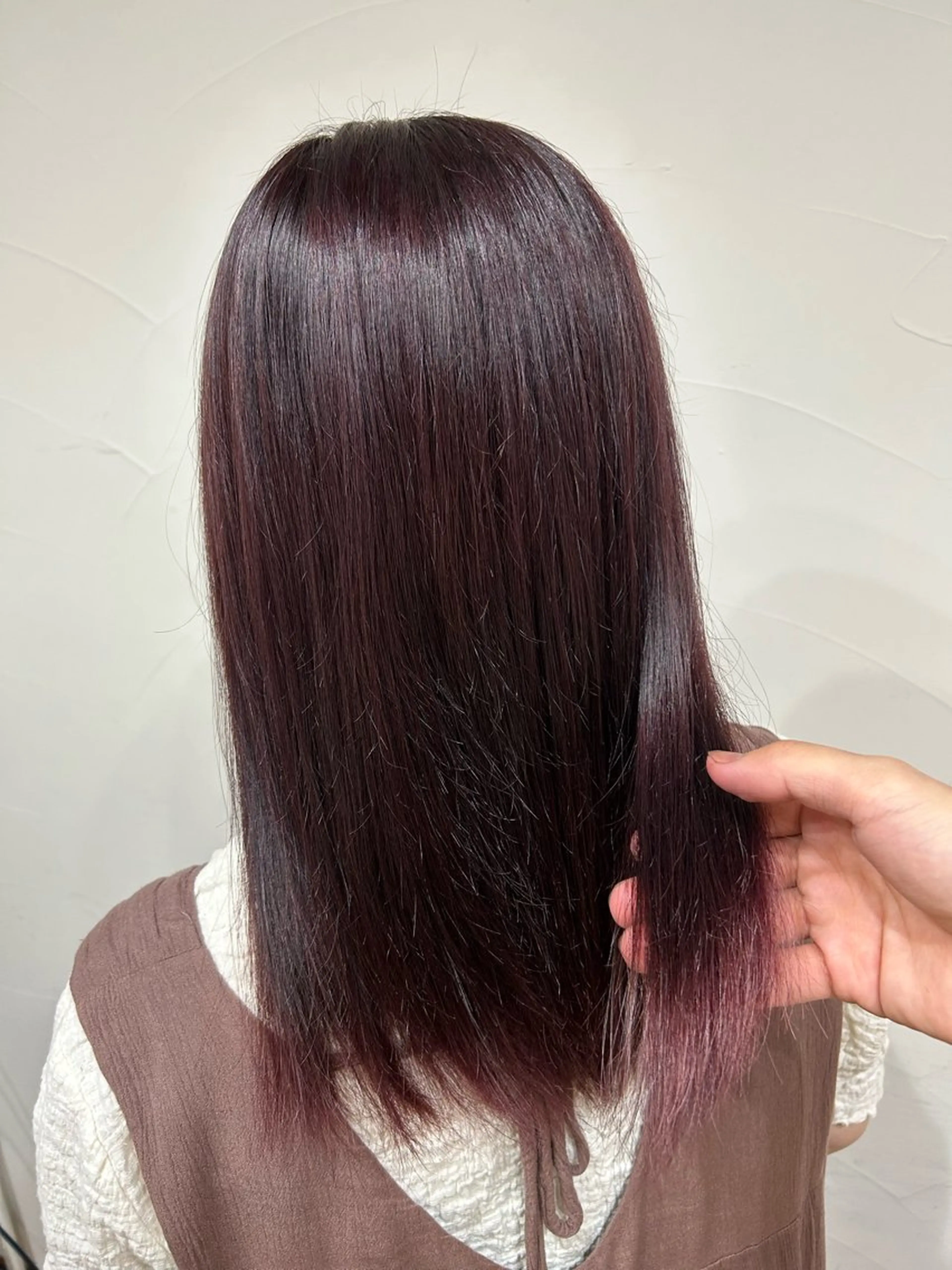 ミディアム カラー デザインカラー ピンクカラー 美容室　Luccica HAWAII所属・村田 翔のヘアスタイル