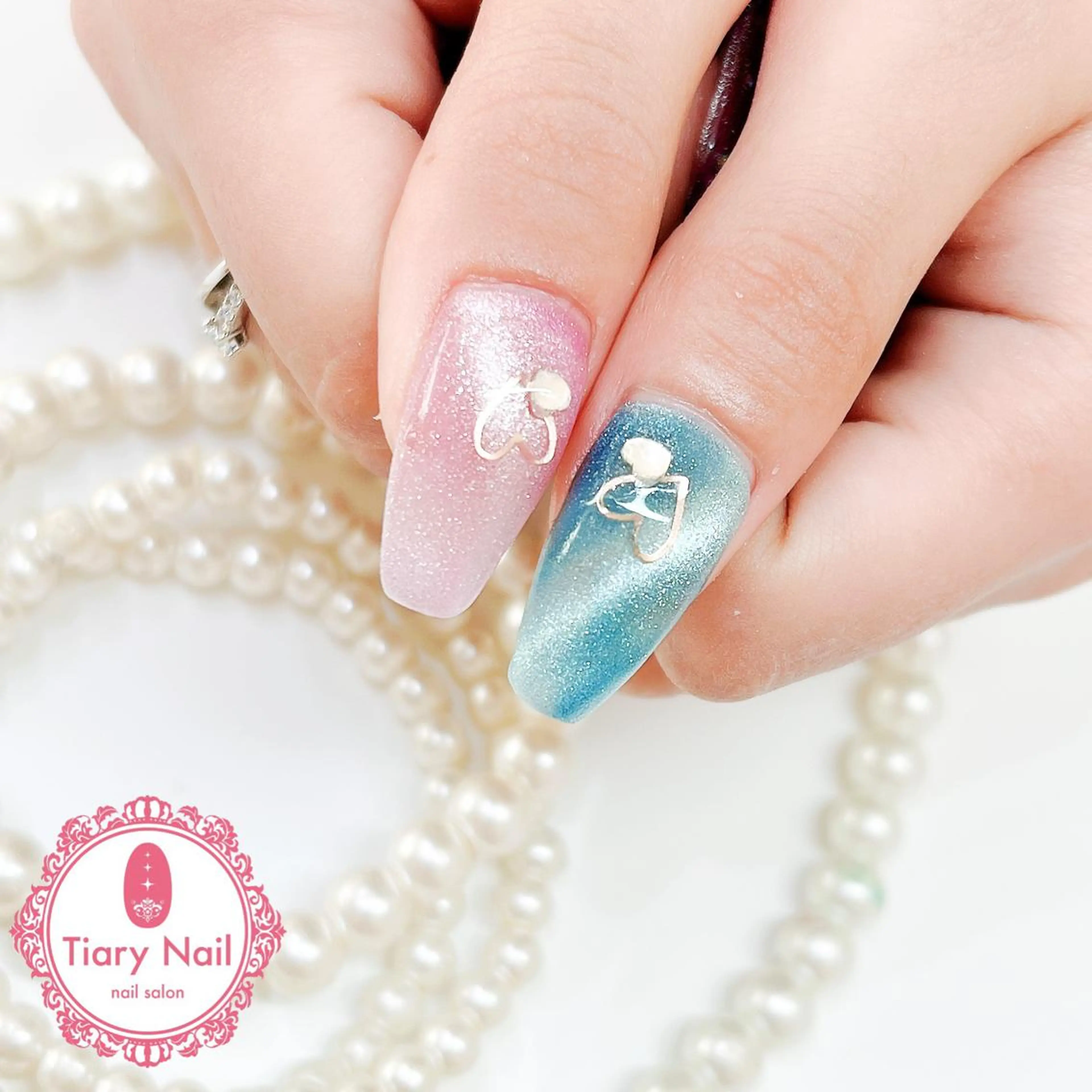 ネイル 桜ネイル 成人式 長さ出し フラッシュネイル フットネイル ハンドネイル 💗🪽Tiary Nail🪽💗のネイルデザイン