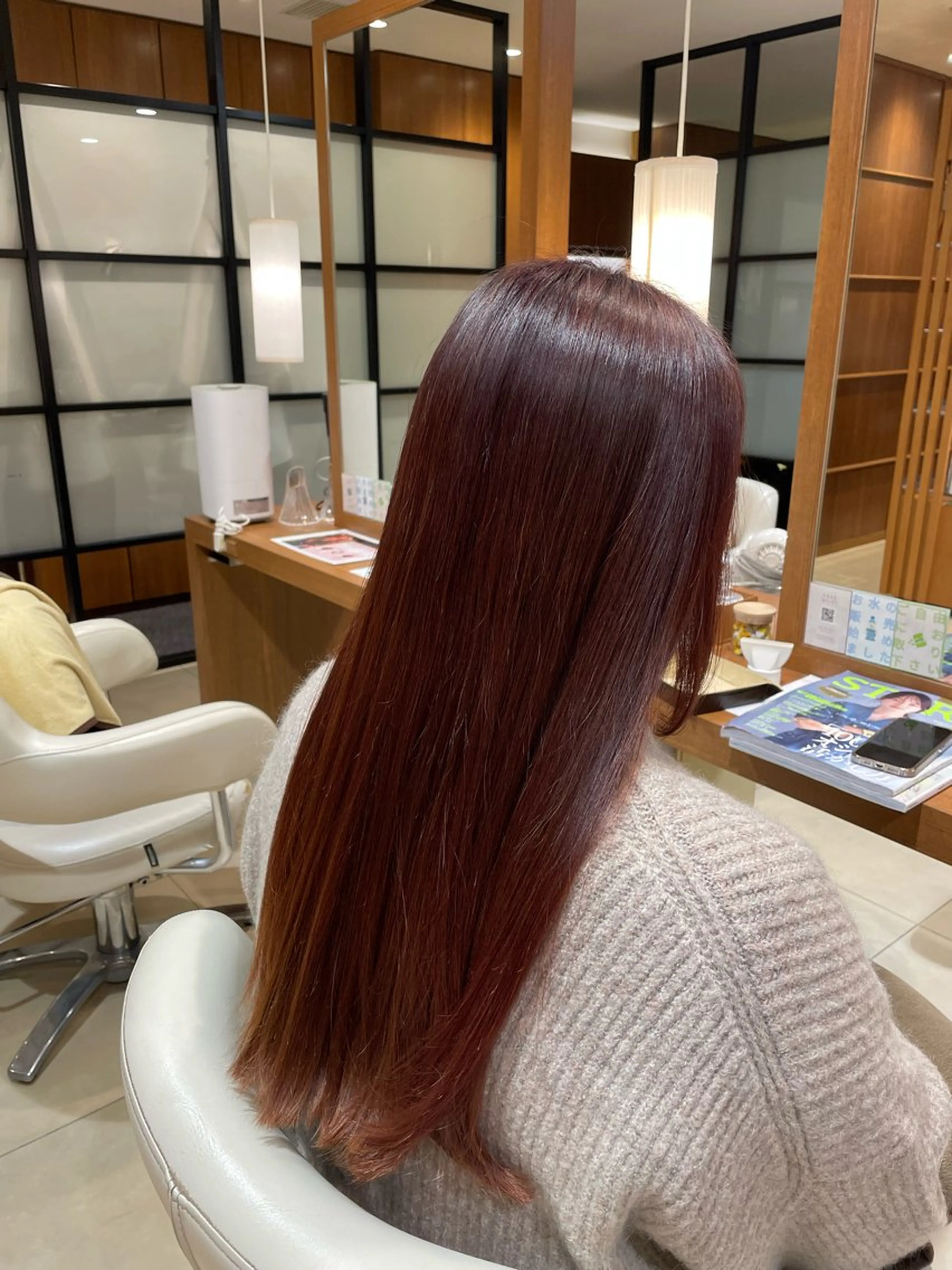 ブリーチカラー(全頭)＋オンカラーの写真