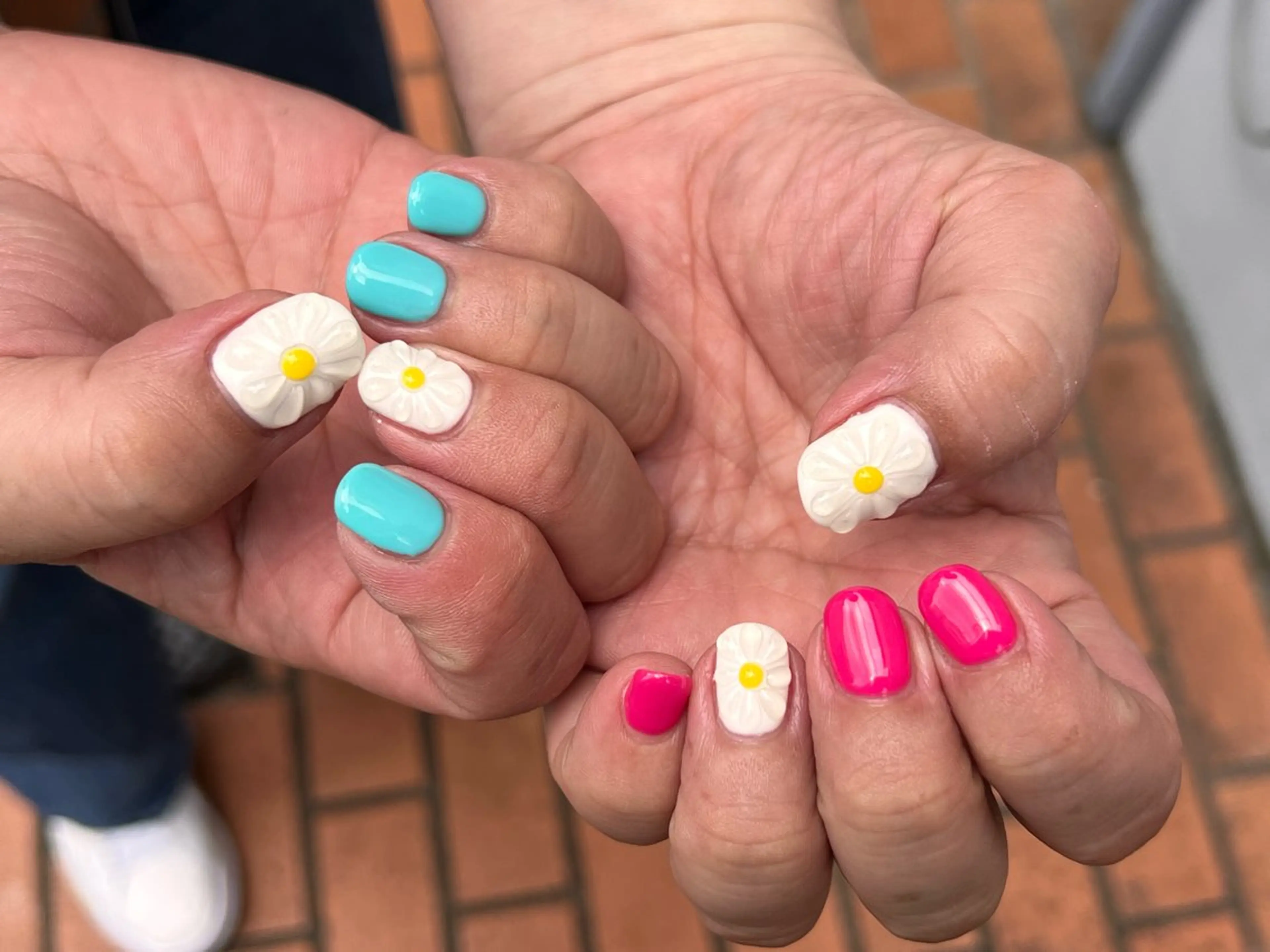 ミディアム eyelash＆nailsalon noi 経堂店所属・＊ ももこのネイルデザイン