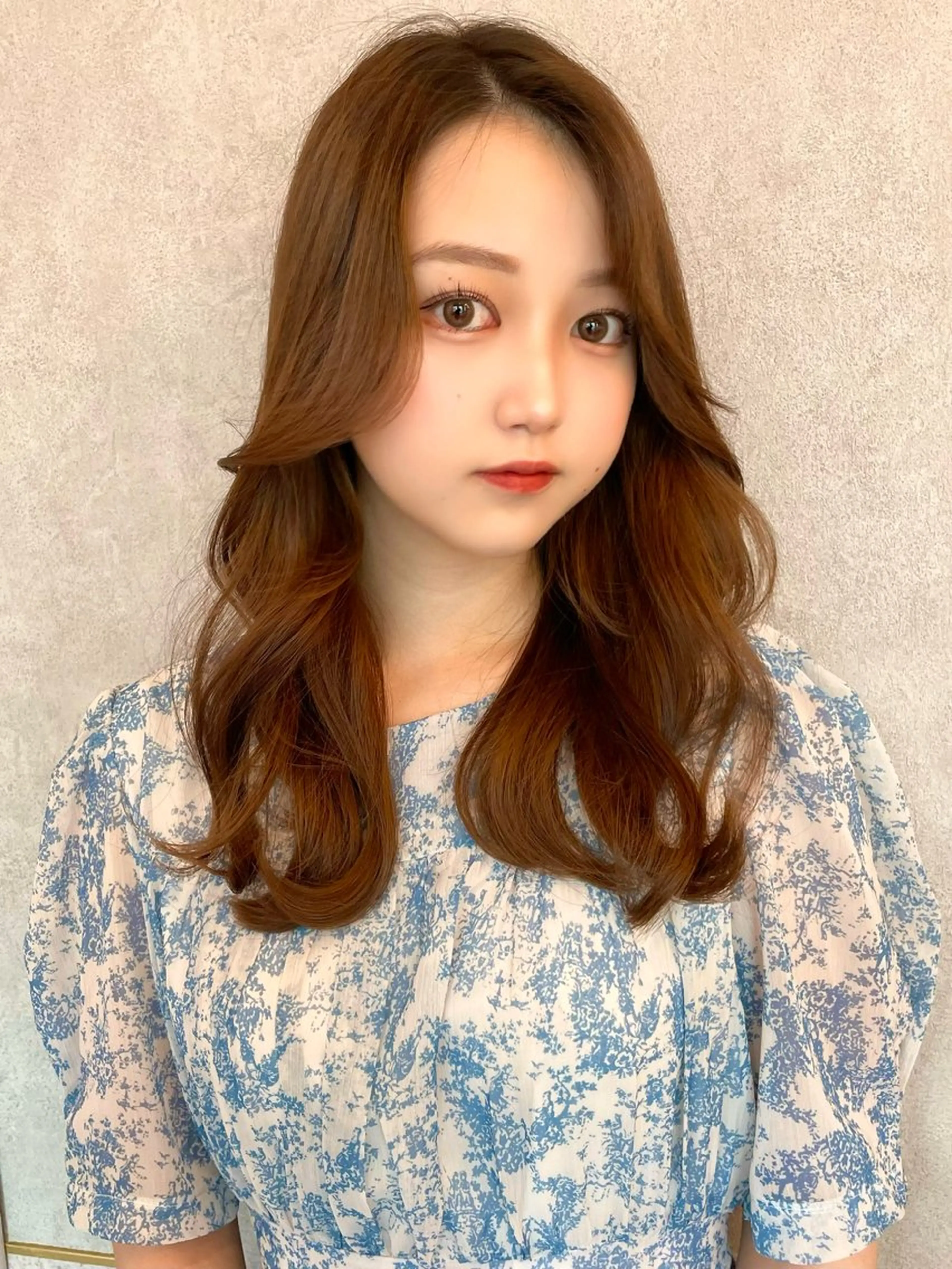 セミロング カラー ベージュカラー ブリーチ 透明感カラー ダブルカラー グレージュ カット ヘアカラー 韓国ヘア🤍顔周り/ 髪質改善✨/林遼一郎のヘアスタイル