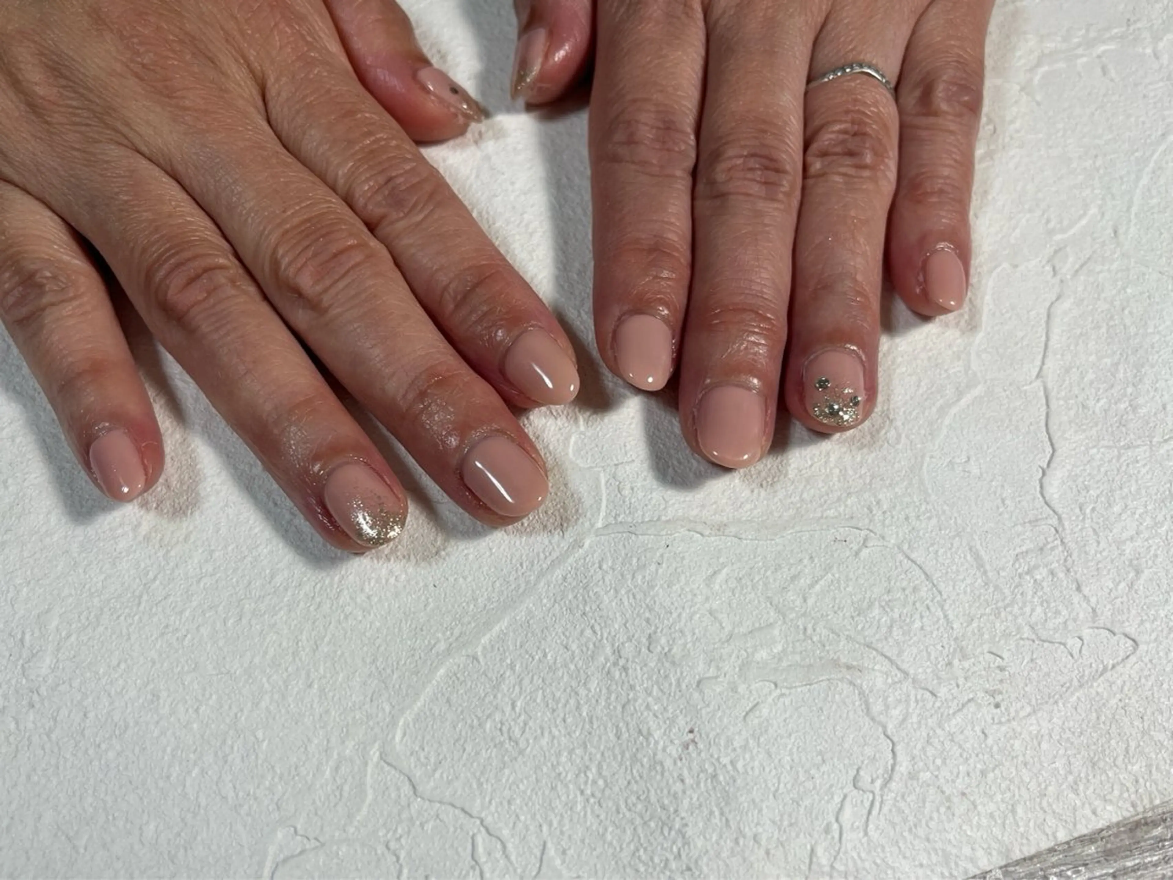 ネイル オーロラネイル フラワーネイル フットネイル フレンチネイル ジェルネイル ハンドネイル kiki nail たまプラーザのネイルデザイン