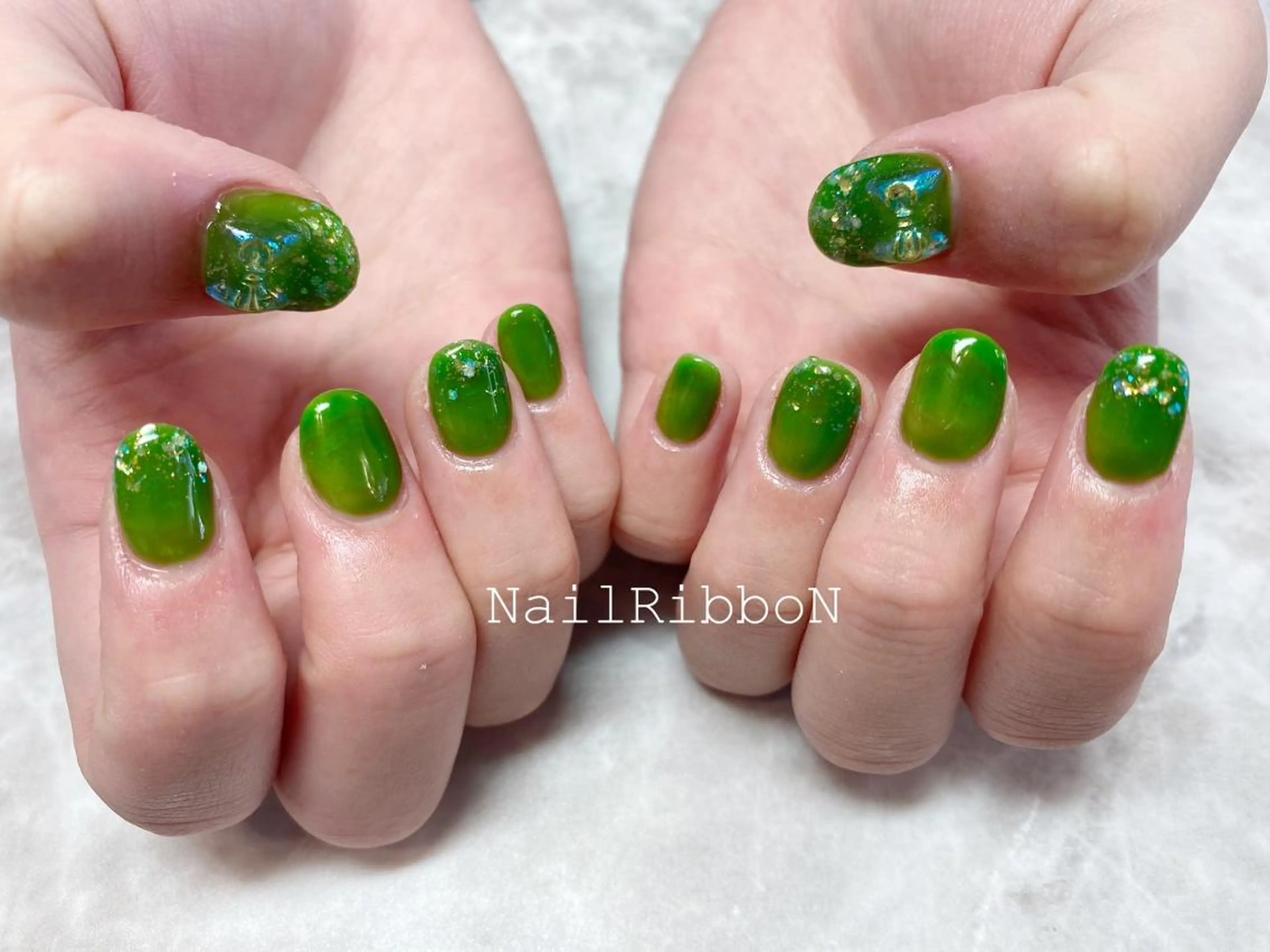 ネイル ネイルリボン 笠井のネイルデザイン