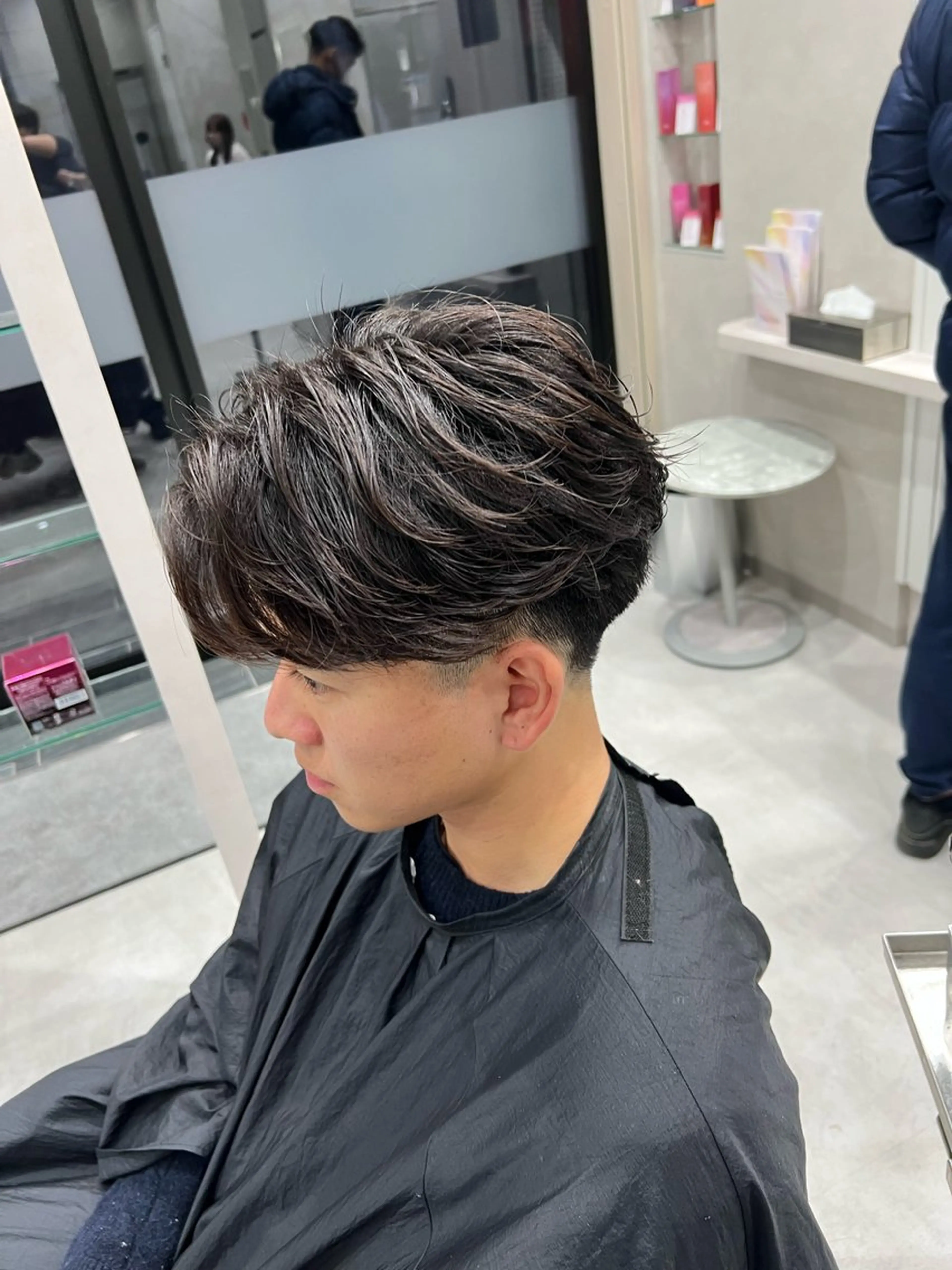 パーマ メンズ フェザーパーマ メンズパーマ ニュアンスパーマ カット パーマ SENA 再現性 パーマと縮毛矯正のヘアスタイル