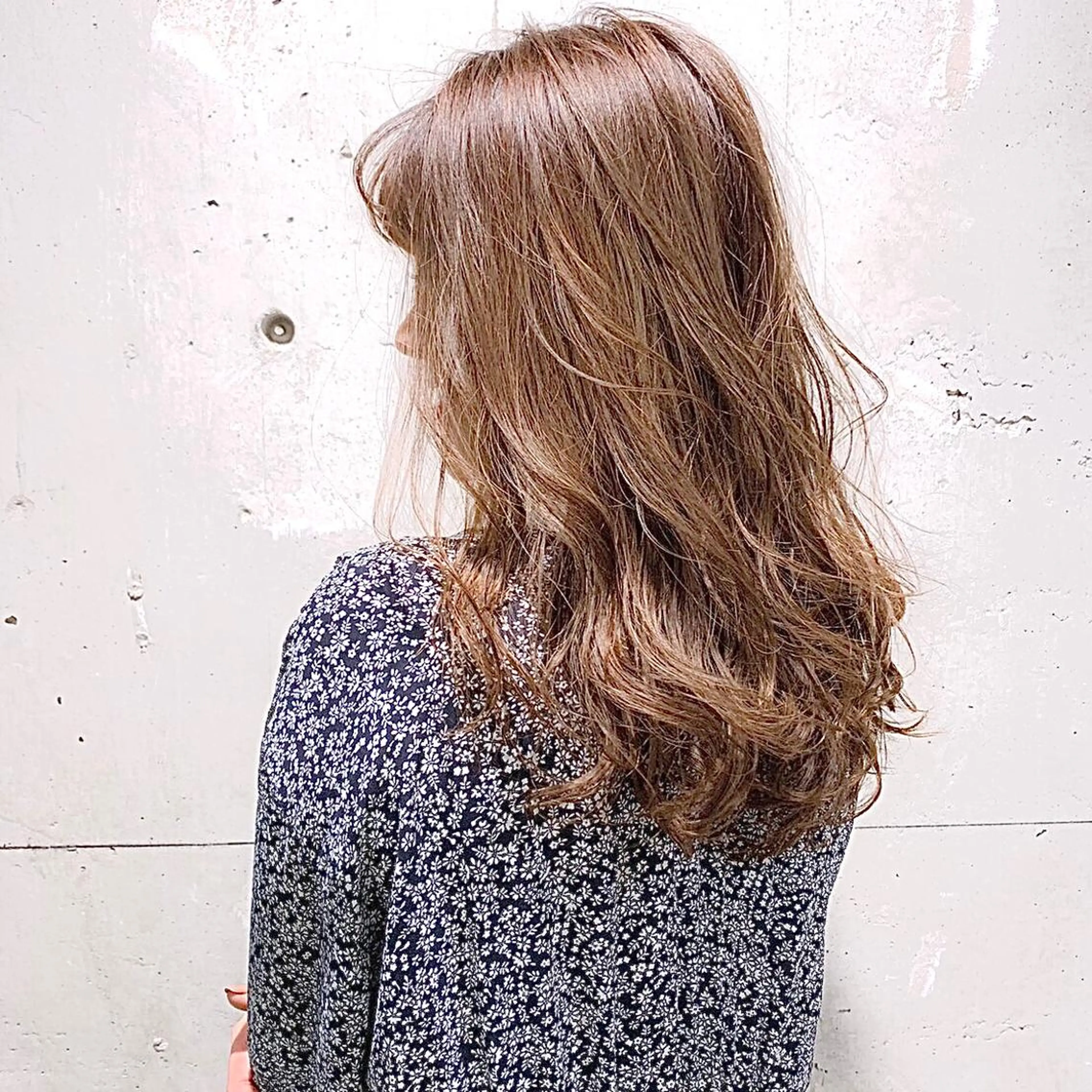 セミロング カラー YU-KA ✂︎ROSSOのヘアスタイル