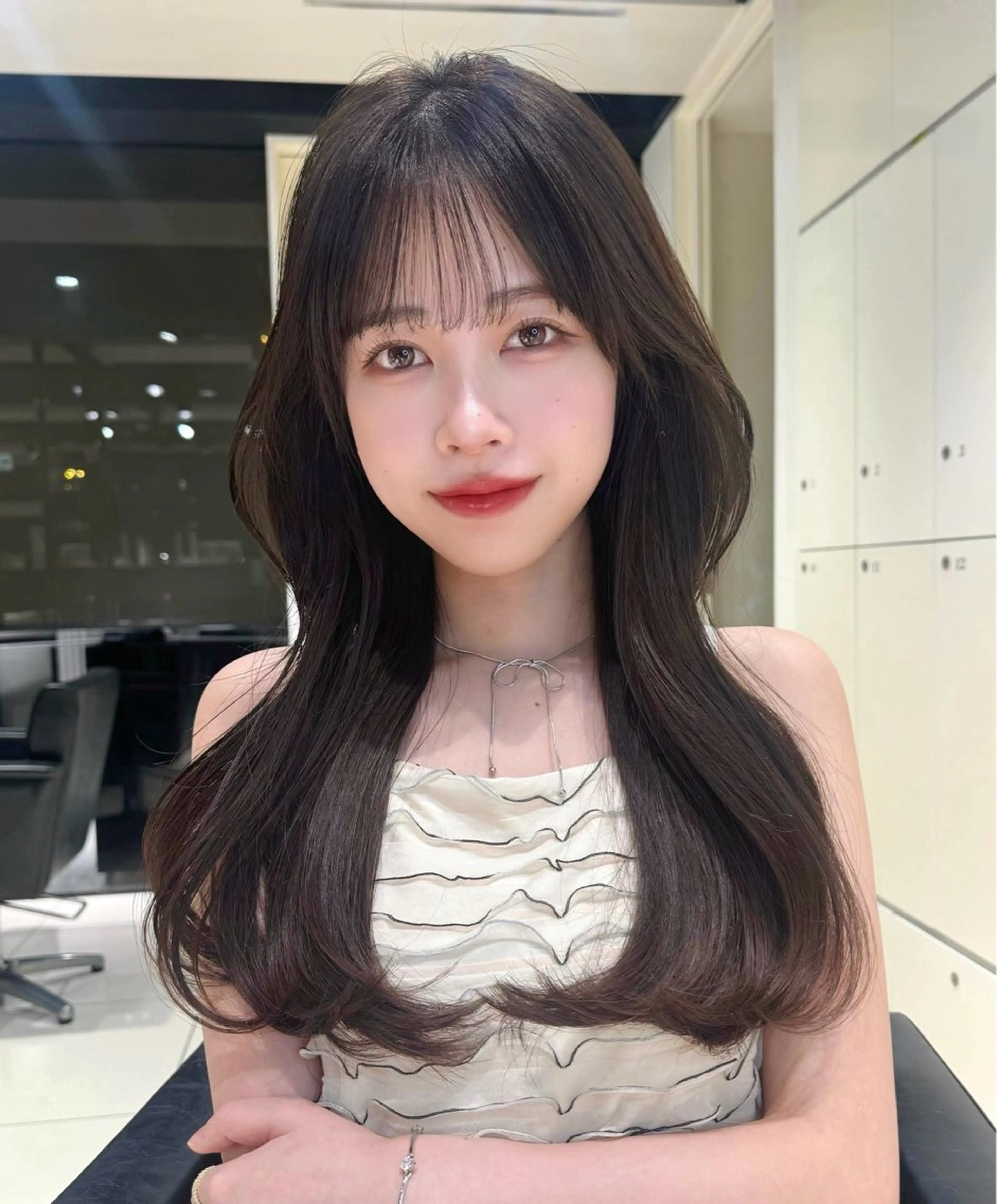 ロング ヘアアレンジ くびれヘア ヘアセット まい🎀ピンク💝 透明感/髪質改善のヘアスタイル