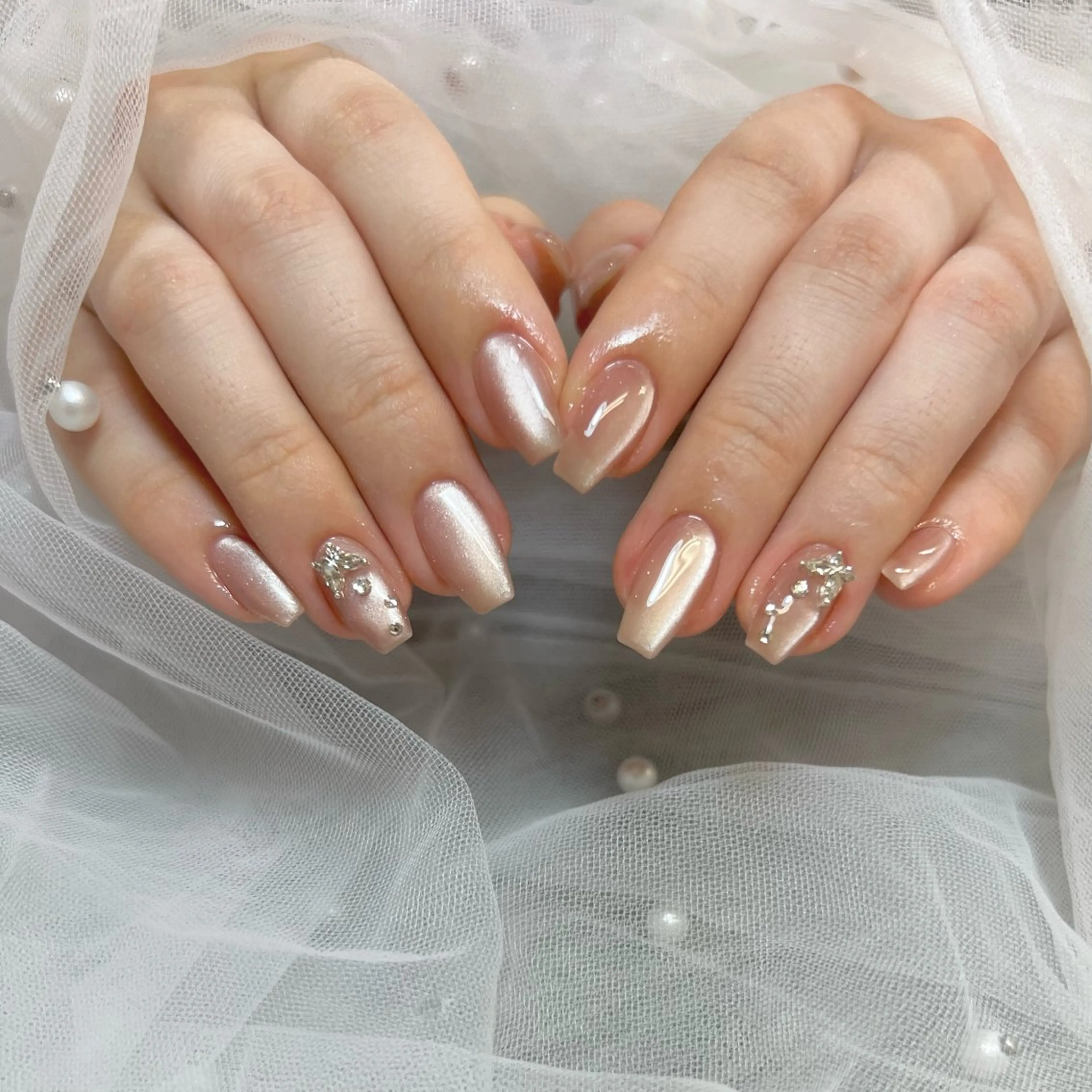 ネイル マグネットネイル マグネットワンカラー ワンカラーネイル ハンドネイル NANA HARUKAのネイルデザイン