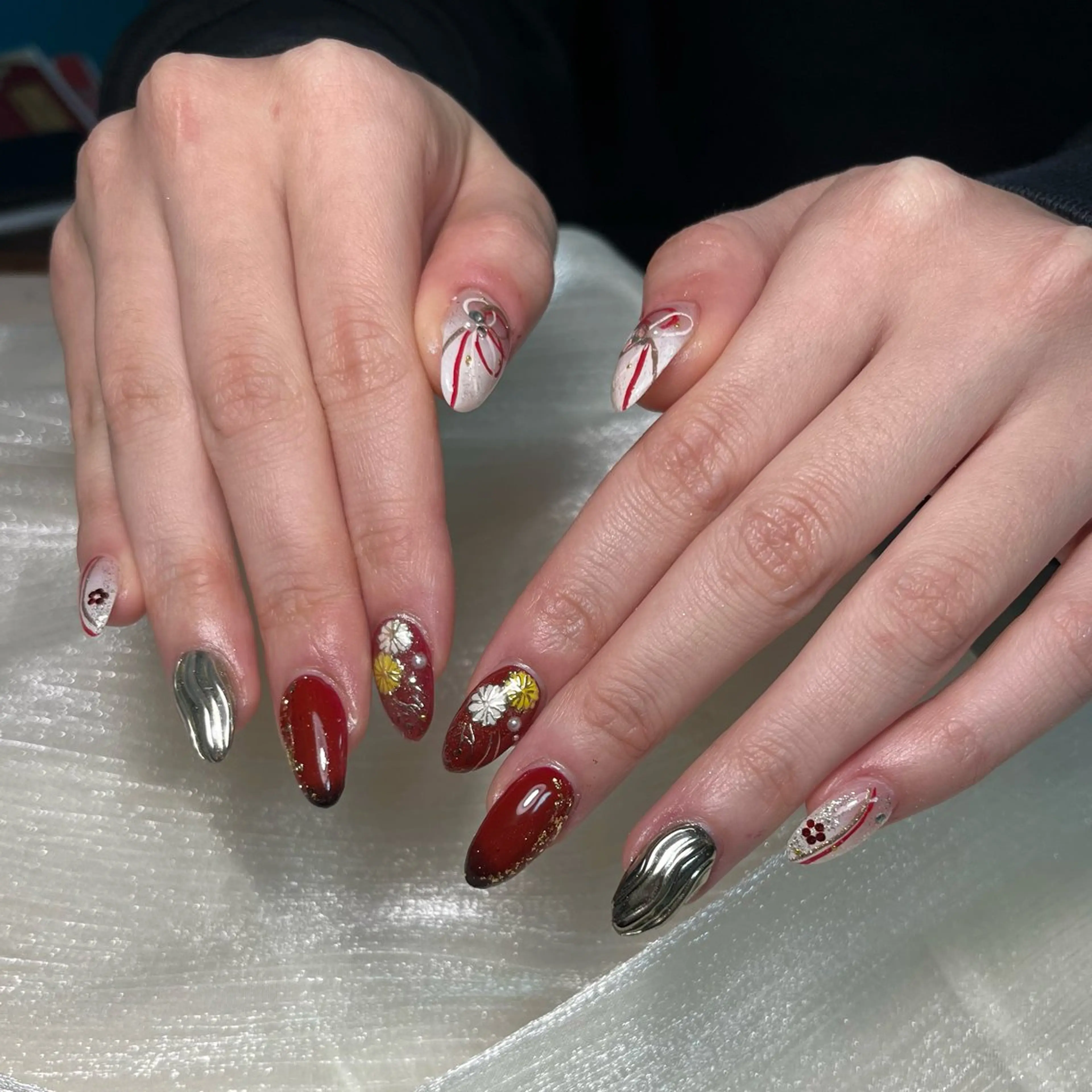 ネイル 成人式 卒業式 ニュアンスネイル nailsalon 702  小夏のネイルデザイン