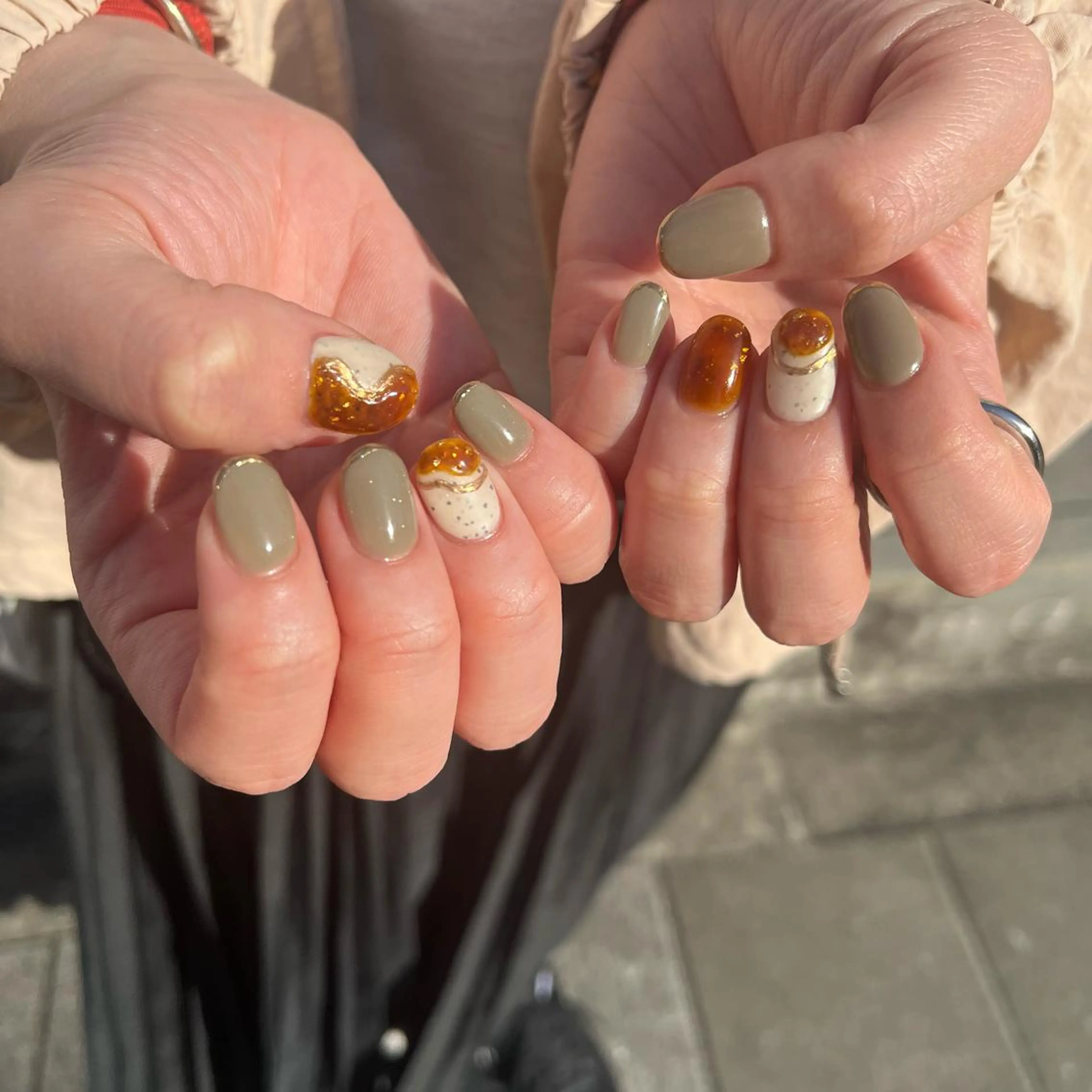 ネイル 友田 晴香のネイルデザイン