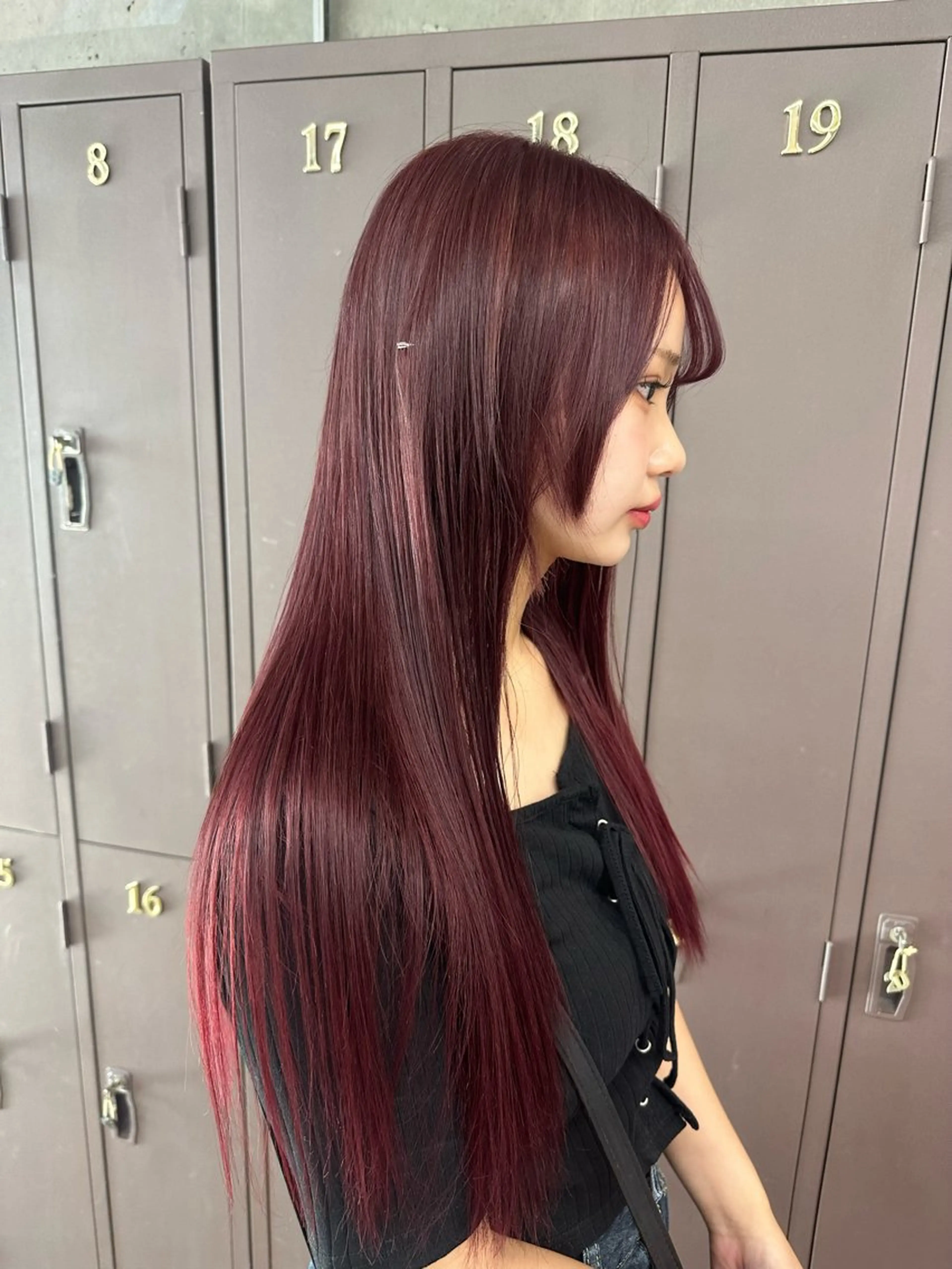 ロング 岡本 舞/暖色カラーのヘアスタイル